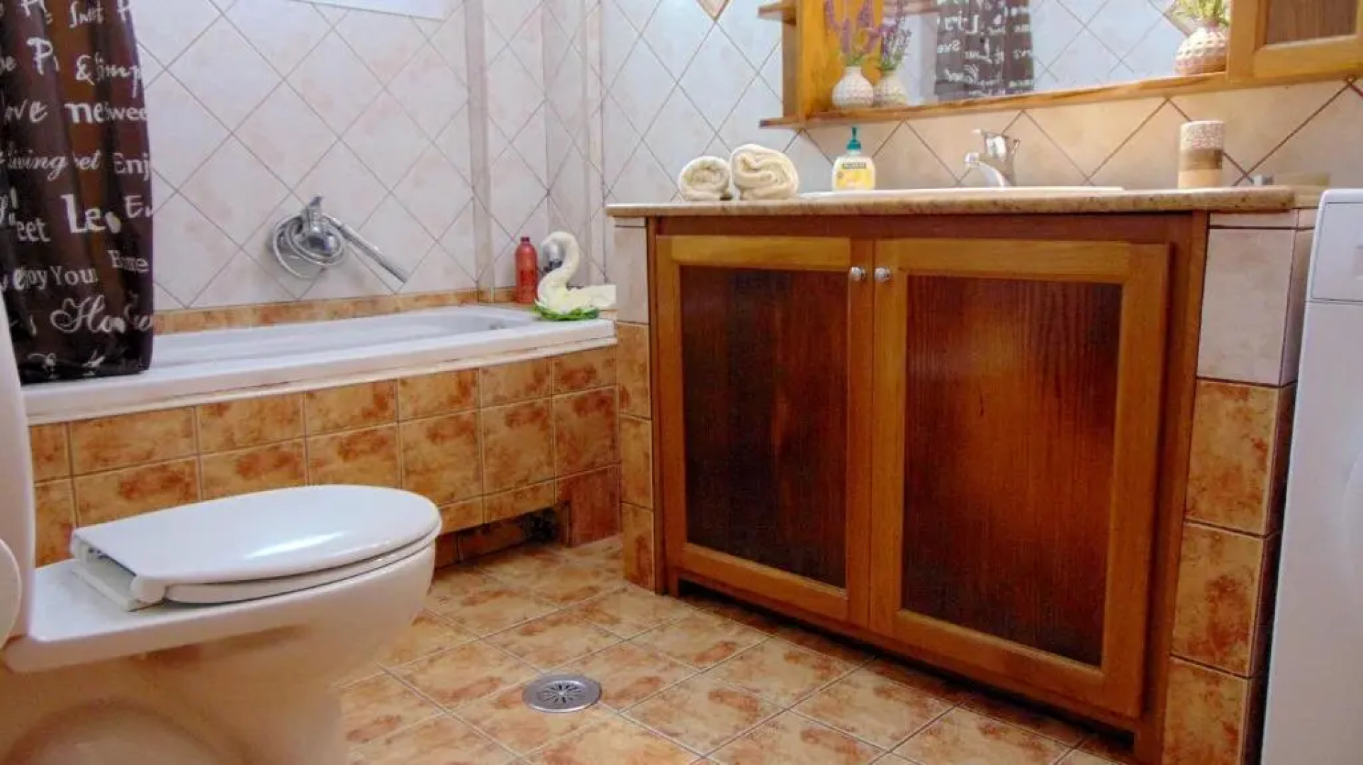 Summer Village House Popi