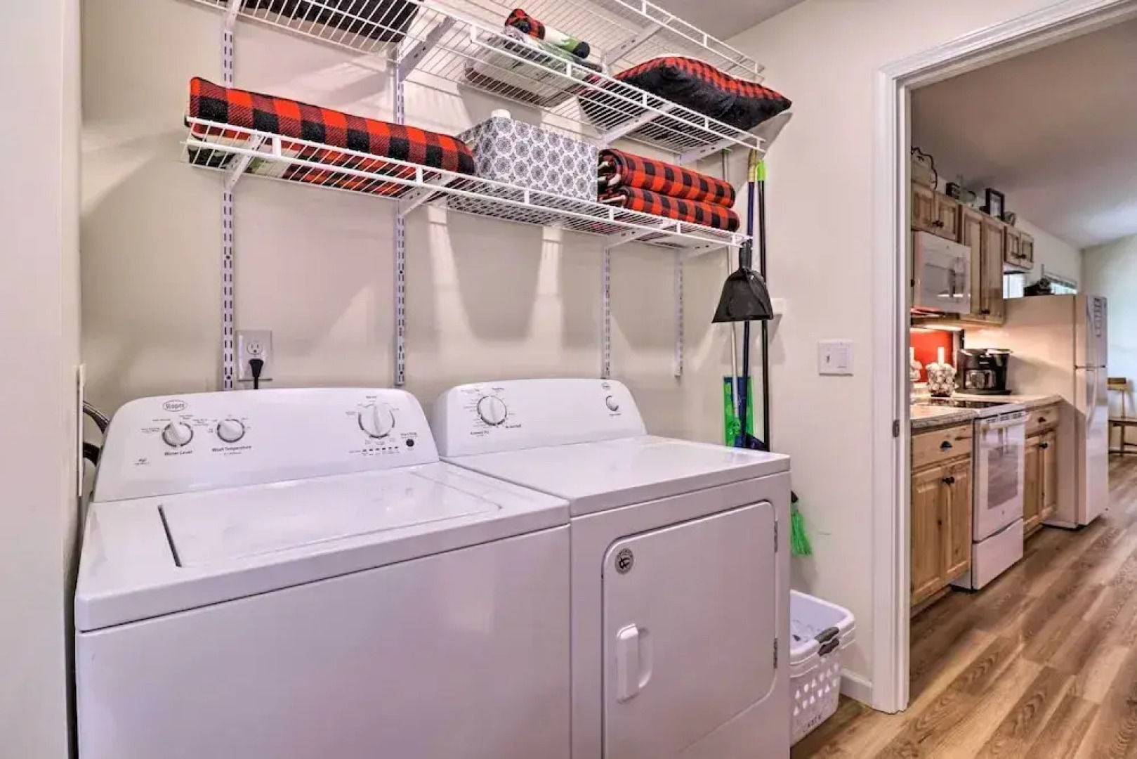 Updated Cottage at Lake Junaluska Golf Course!