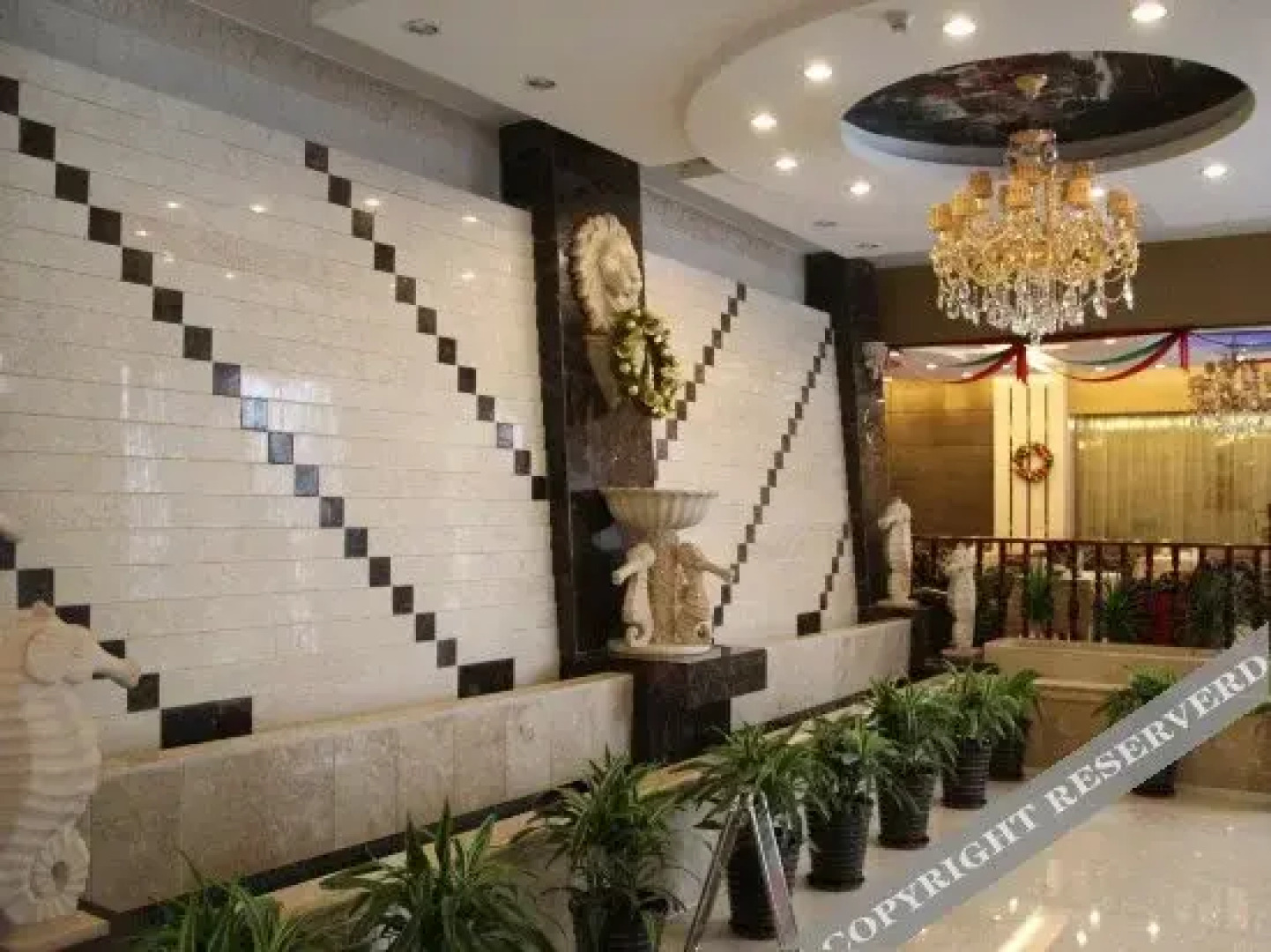 Universal House Haiyi Hotel