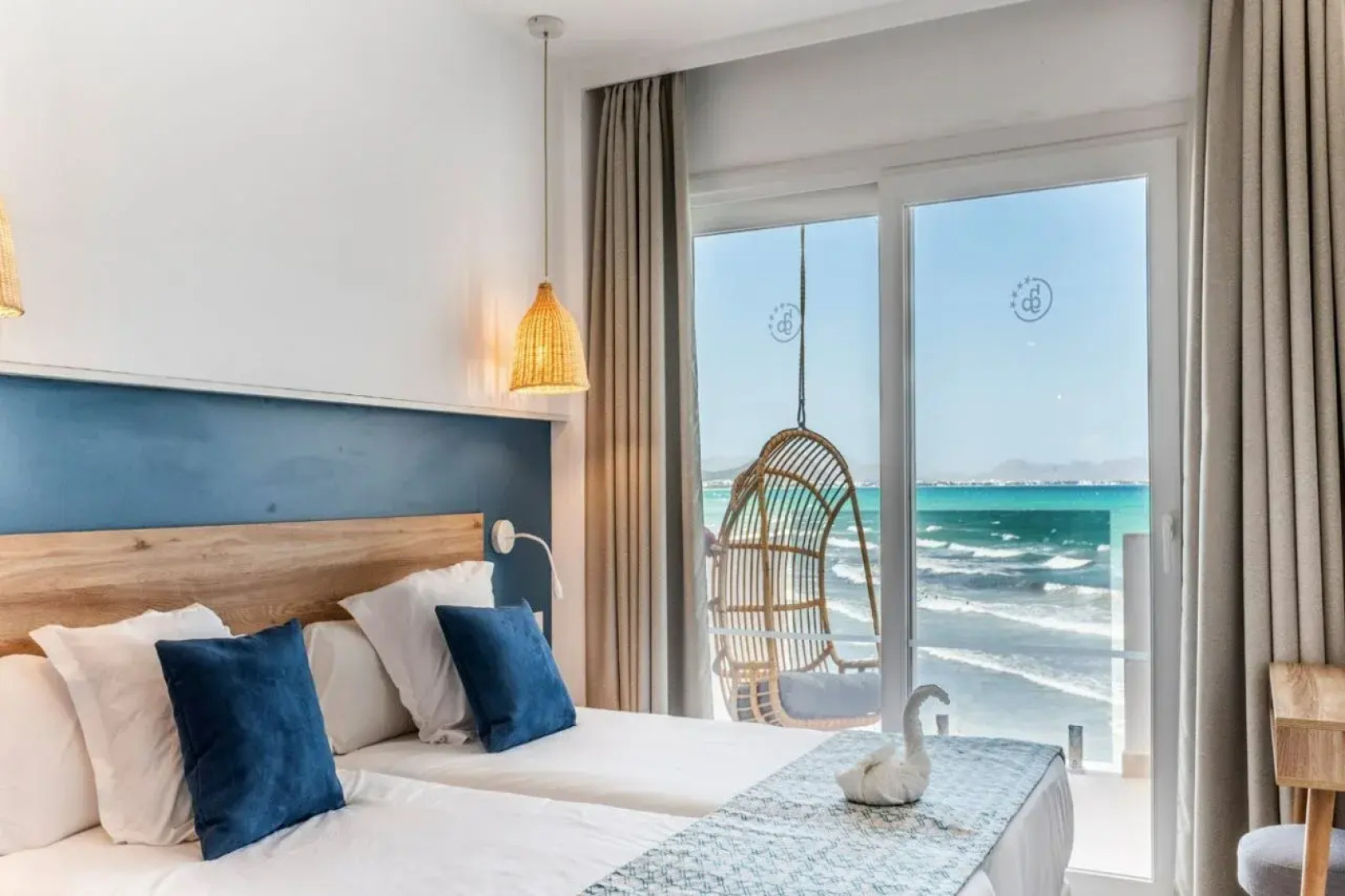 Отель THB Gran Bahia Hotel and Apartments