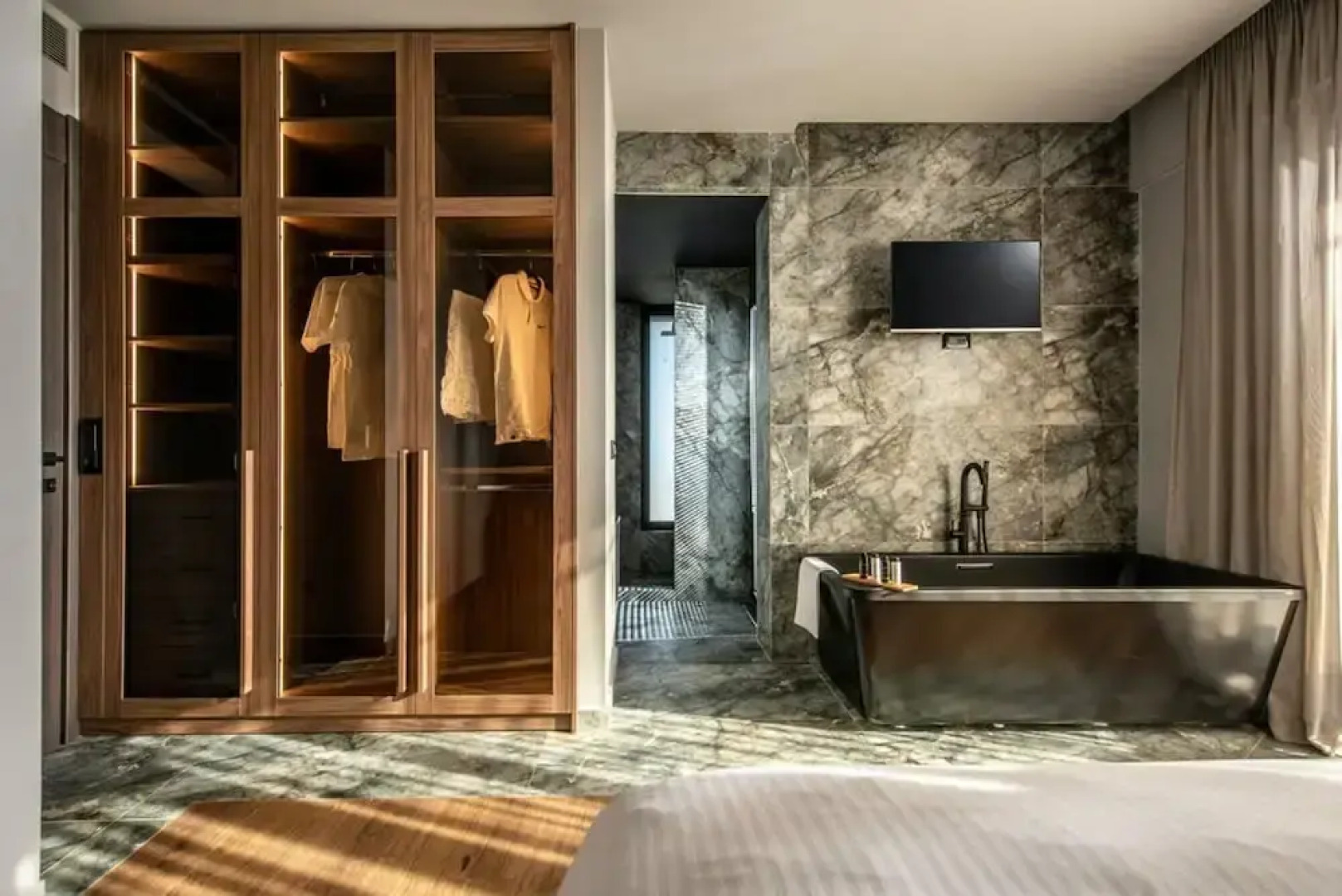Aqua Villa 1