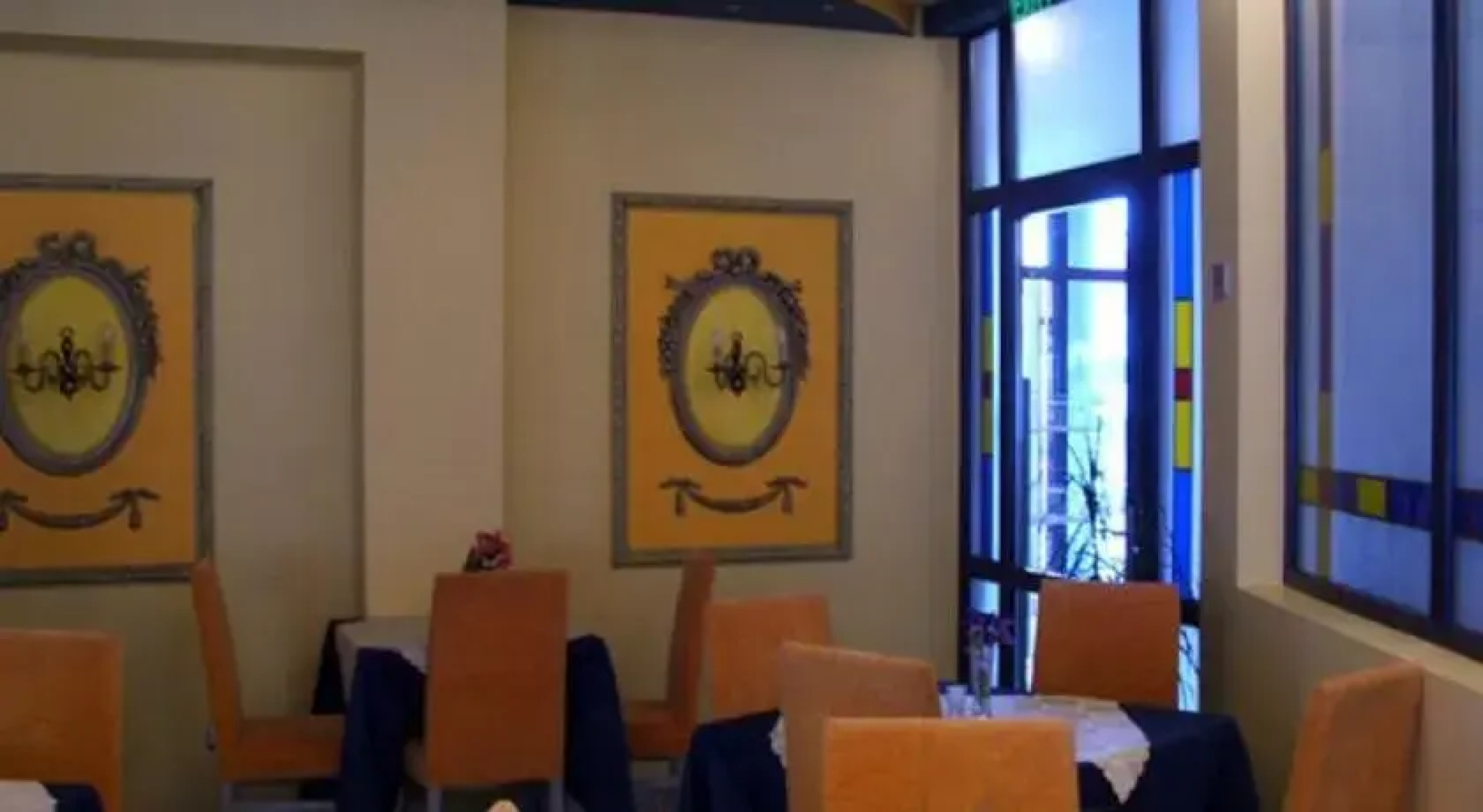 Royal Family Hotel