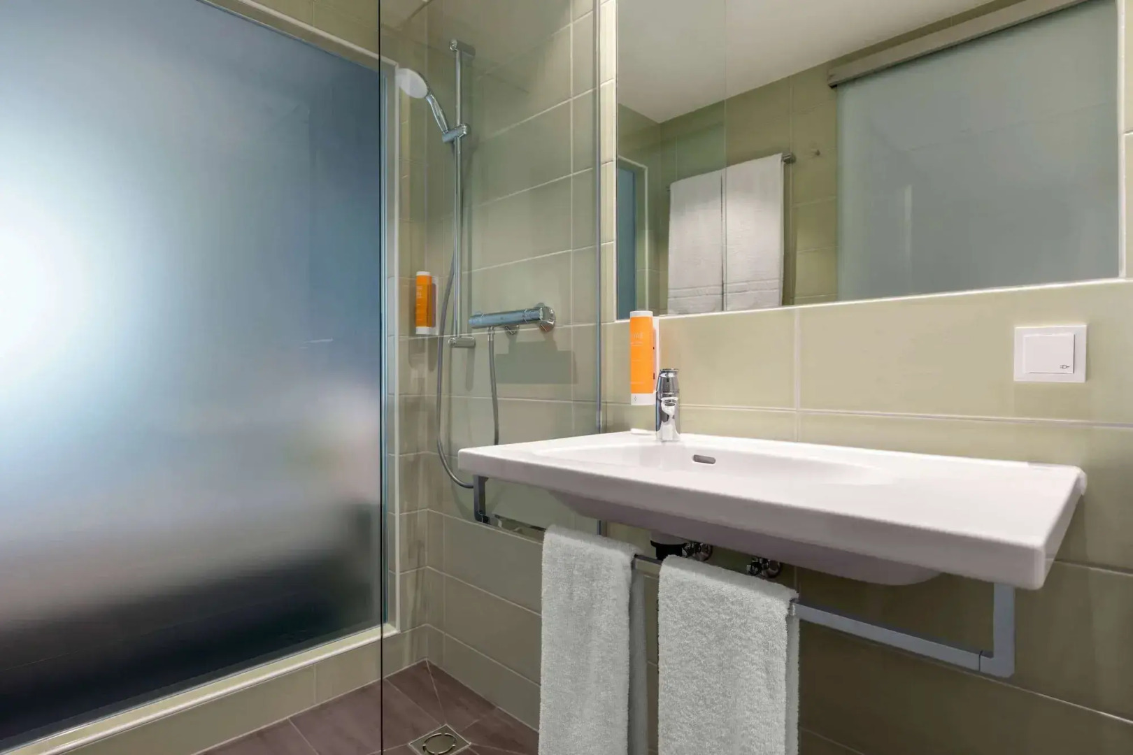 Super 8 by Wyndham Oberhausen am Centro