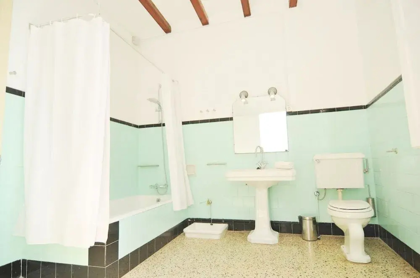 HomeHolidaysRentals Rial - Costa Barcelona