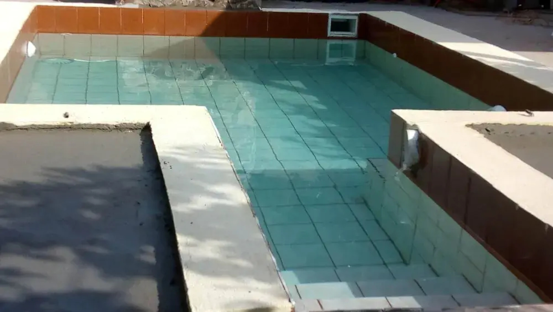 Bottega a Tat Complete Floor of 120 m2, Park, Barn, Barbecue and Swimming Pool