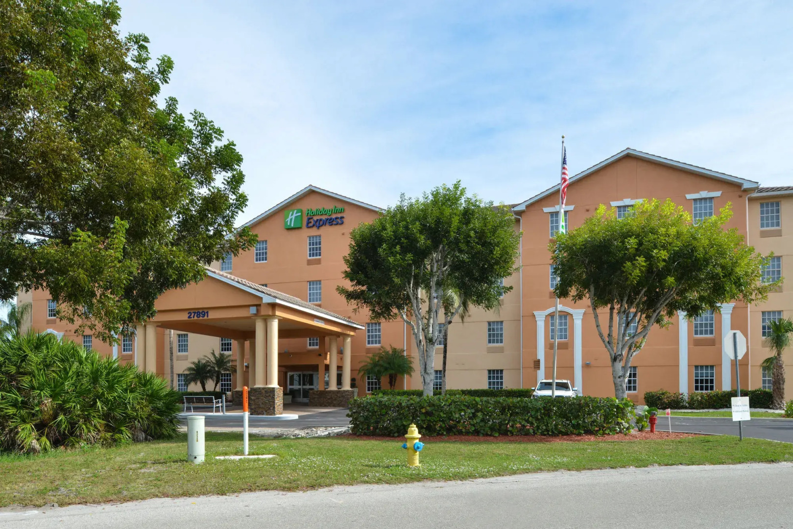 Holiday Inn Express & Suites Naples North - Bonita Springs by IHG