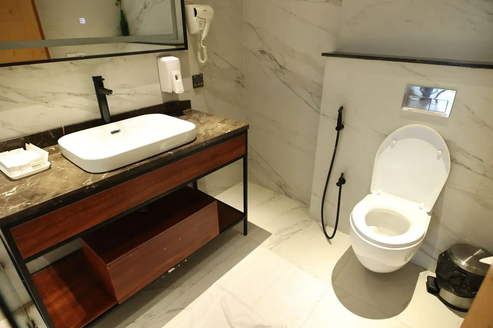 Kasauli Hills Resort