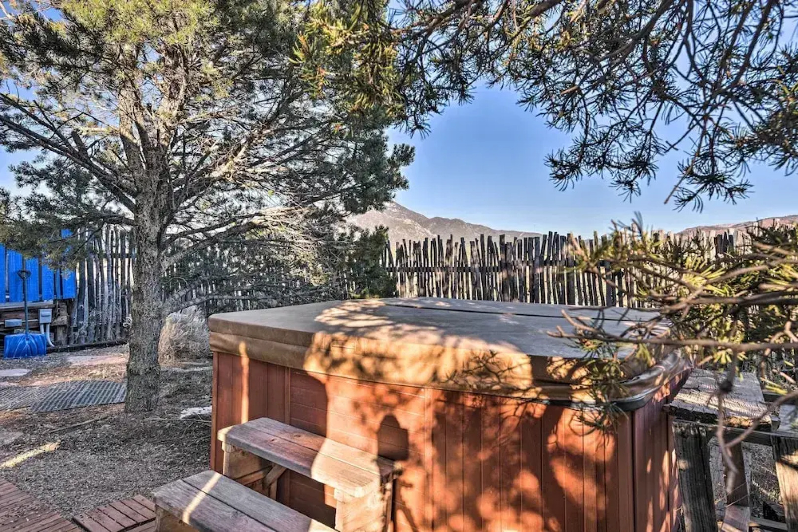 El Prado Home w/ Hot Tub, Panoramic Mtn Views