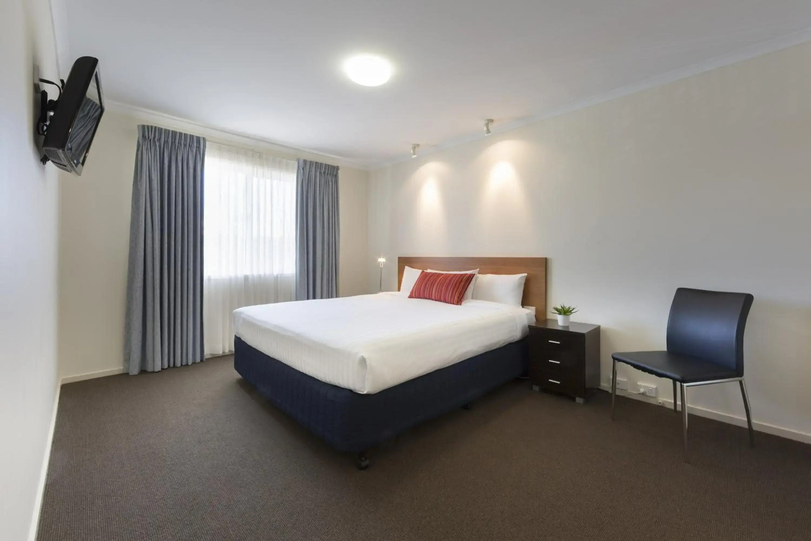 Ramada Encore by Wyndham Belconnen Canberra