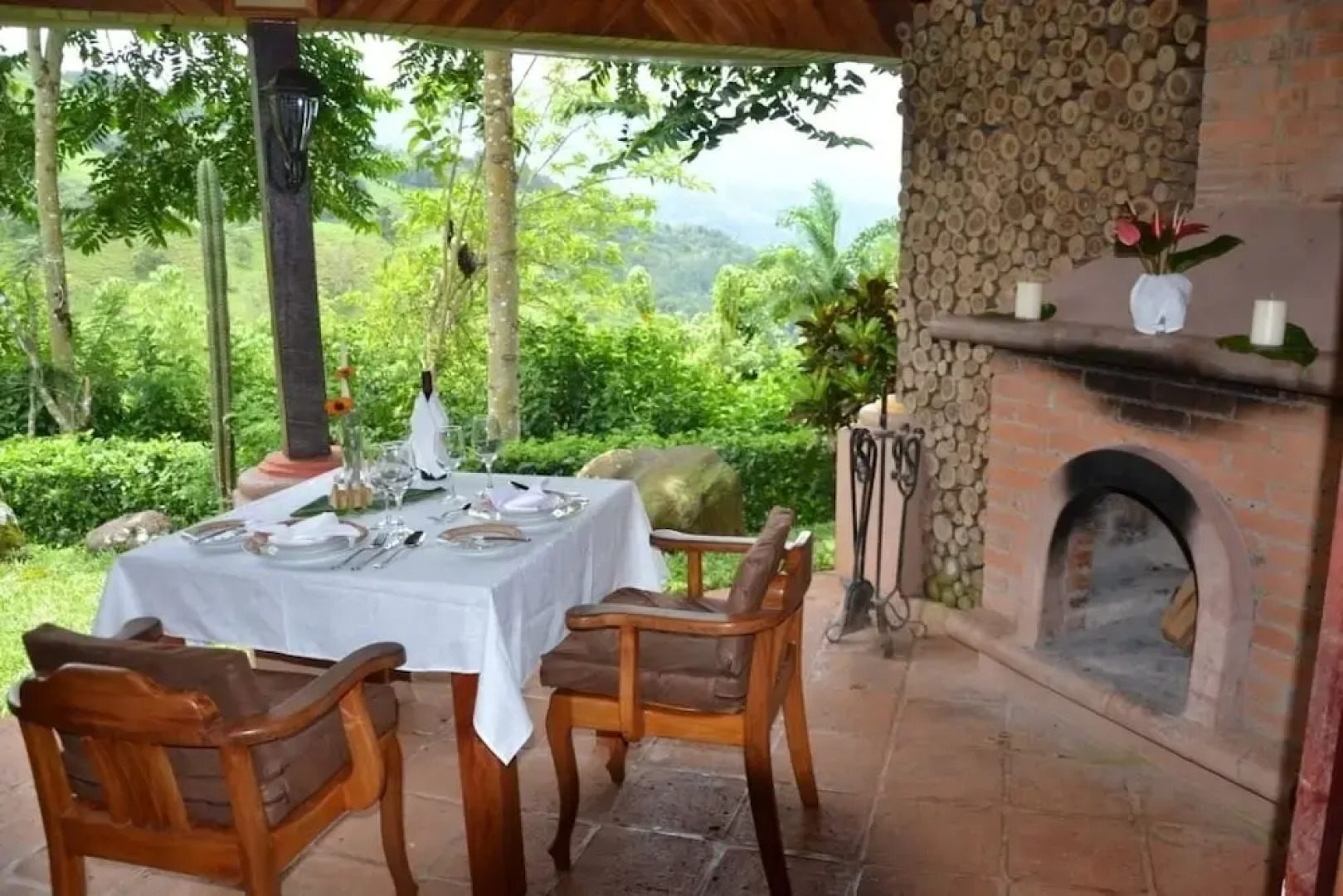 Portal De La Montaña