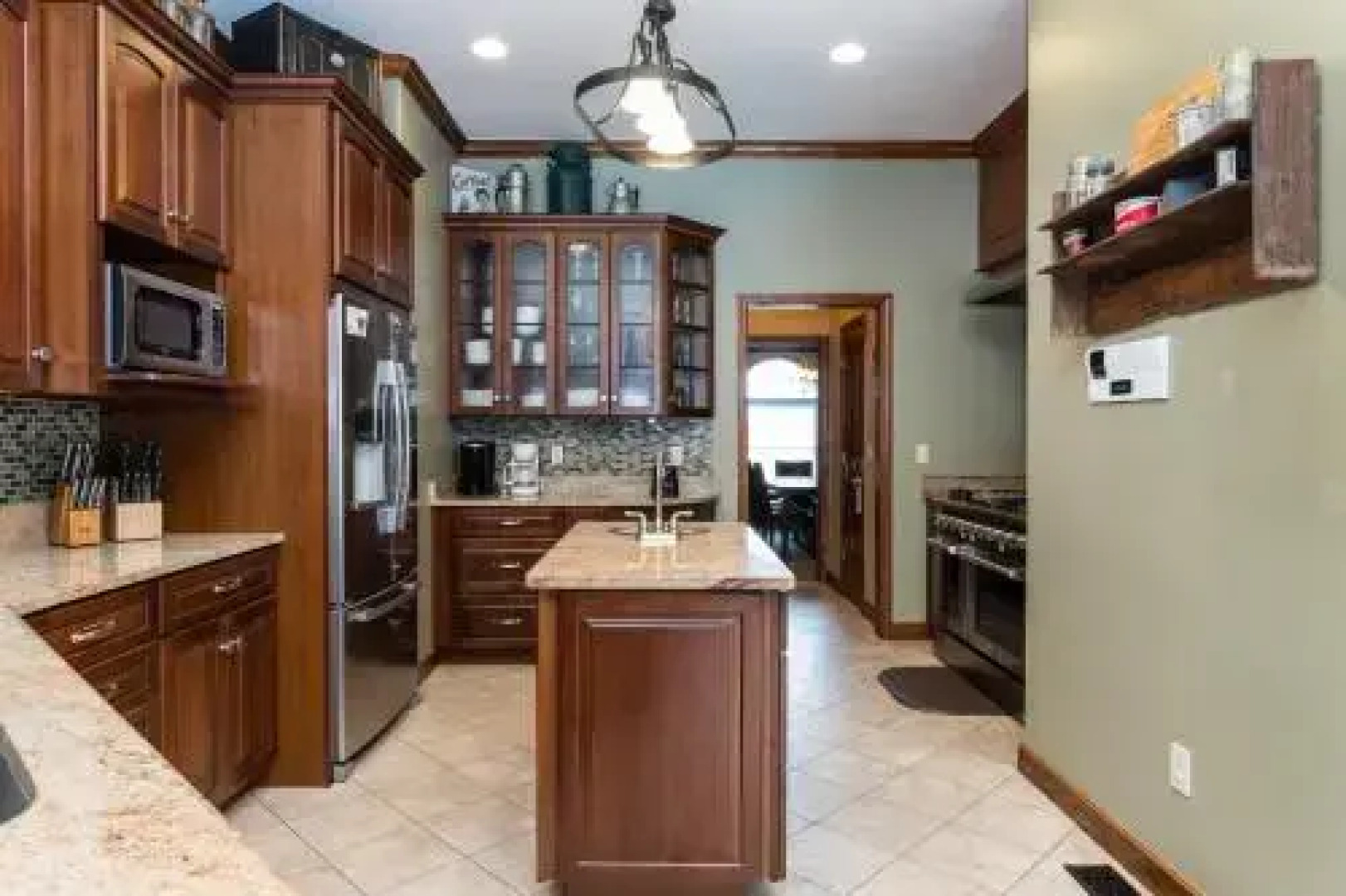 The Brooklyn Estate and Cottage