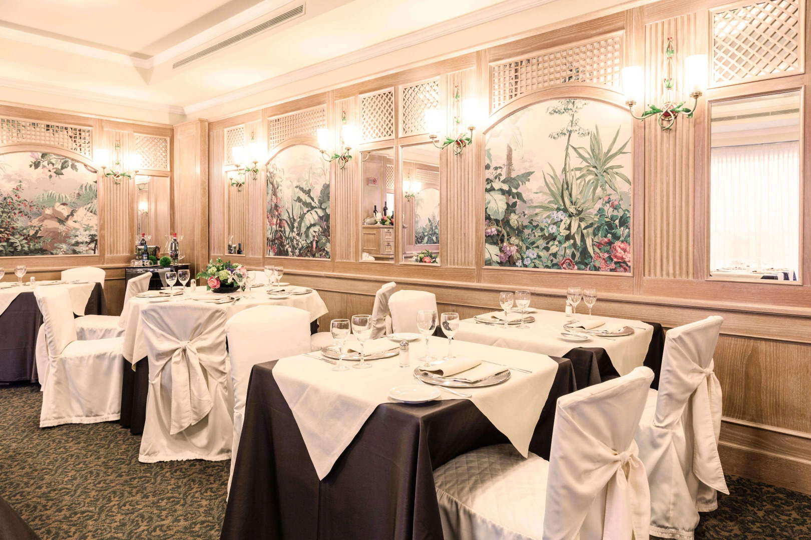 Отель Doria Grand Hotel