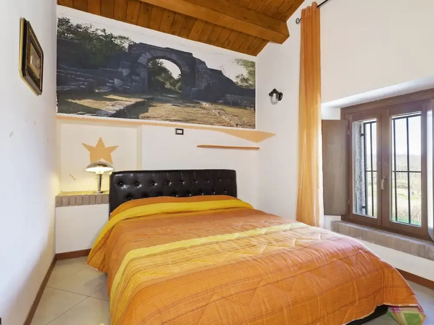 Secluded Holiday Home in Sepino With Balcony