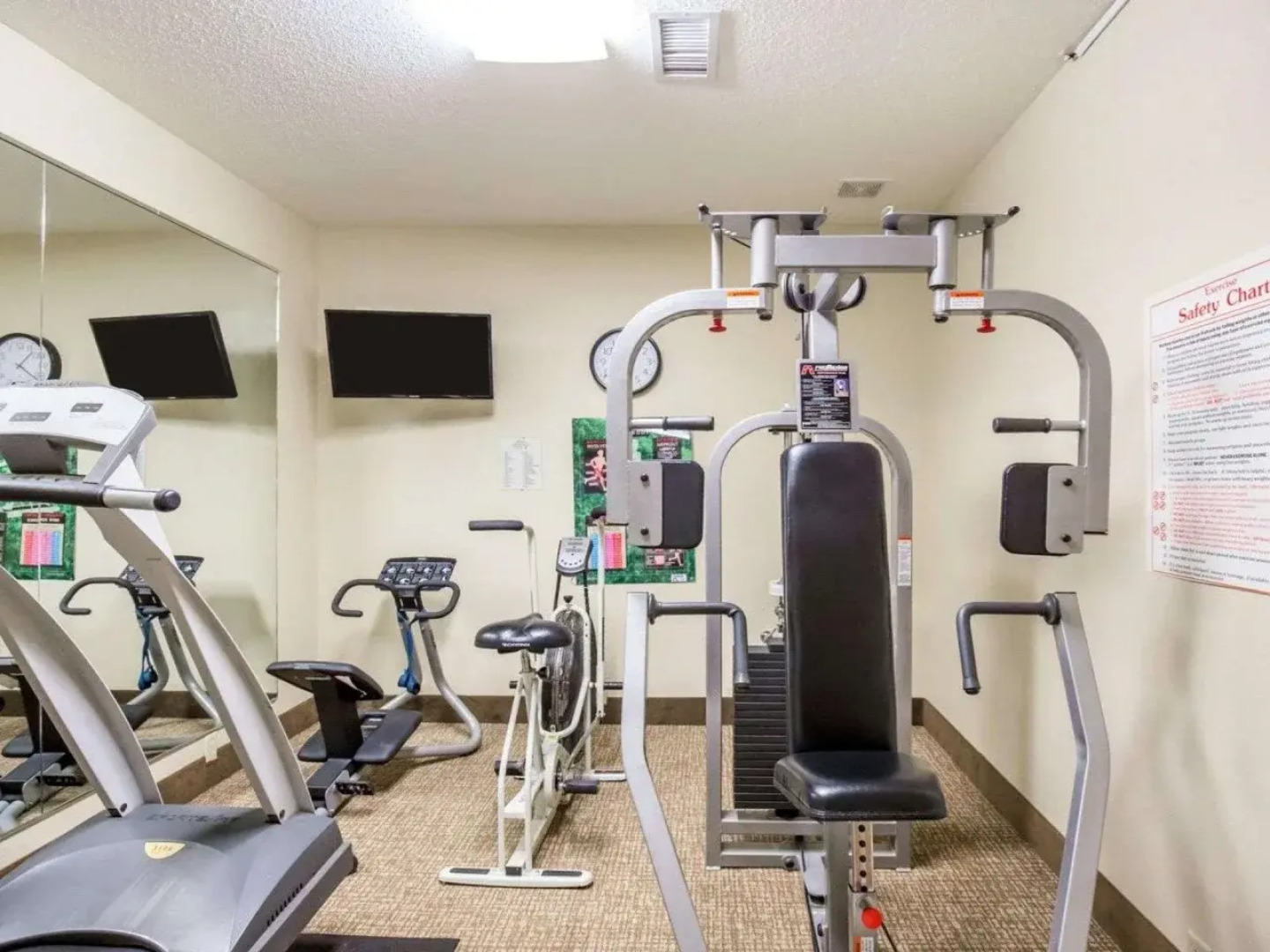 Comfort Inn Walcott near Davenport