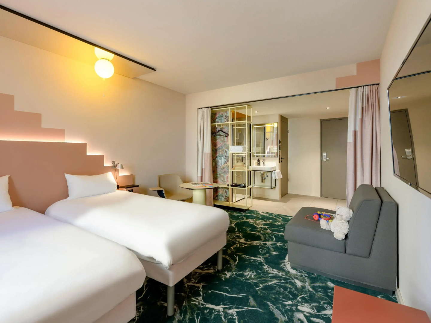 ibis Styles Zurich City Center