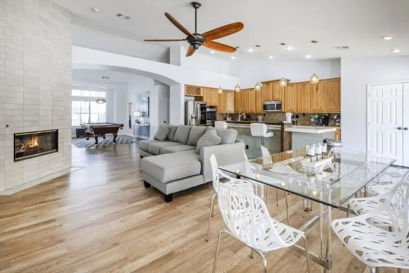 Amazing 4 Bd Las Vegas Home w/ Pool & Spa!