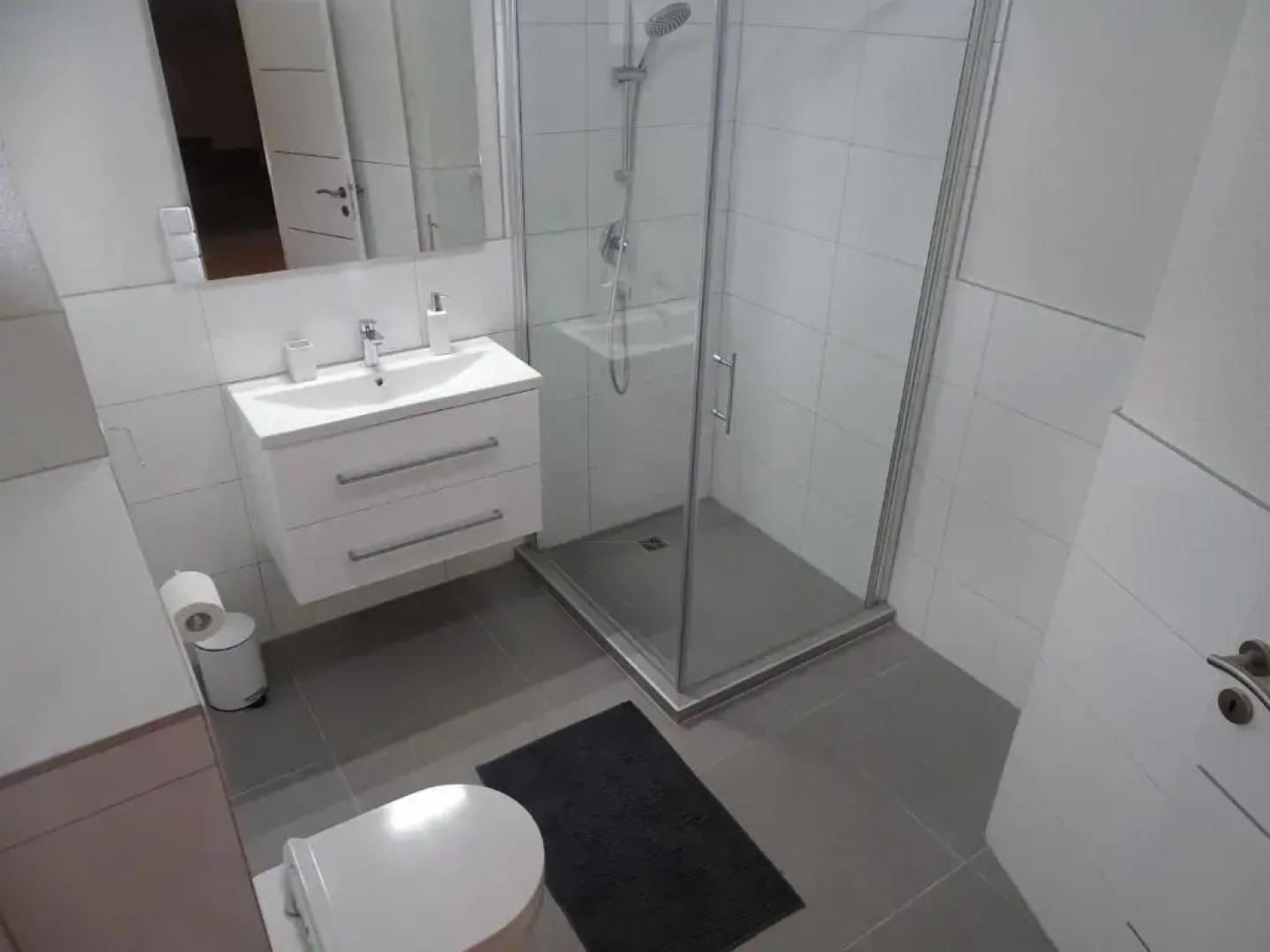 Seaside Villa mit Pool für 12 Personen