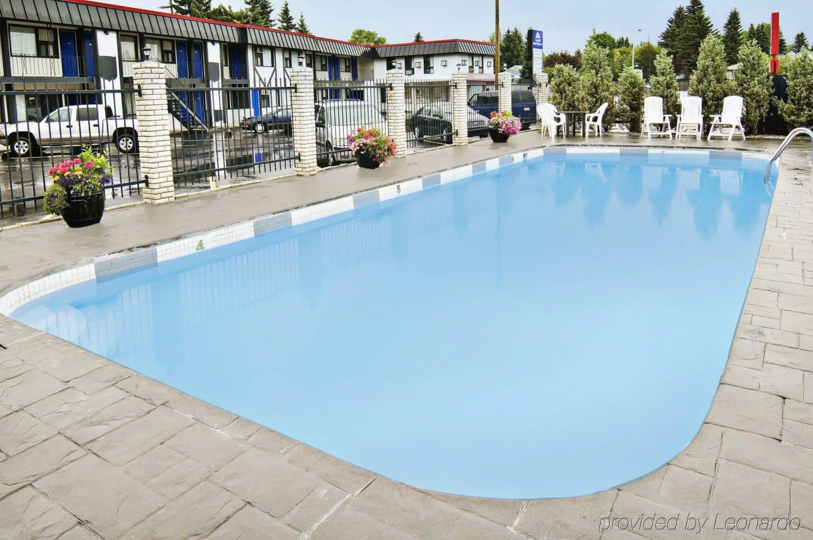 Canadas Best Value Inn