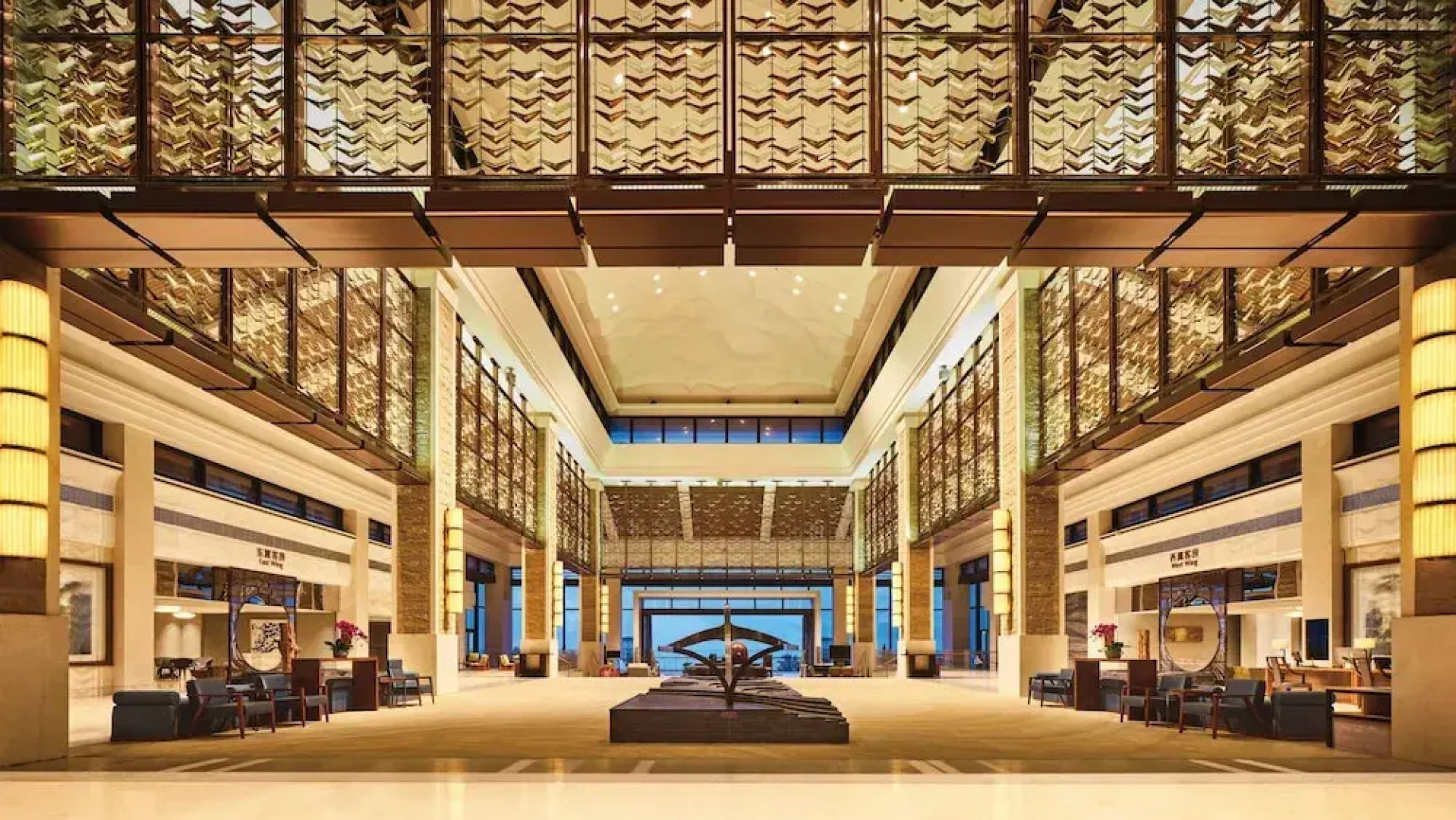 Crowne Plaza Hailing Island