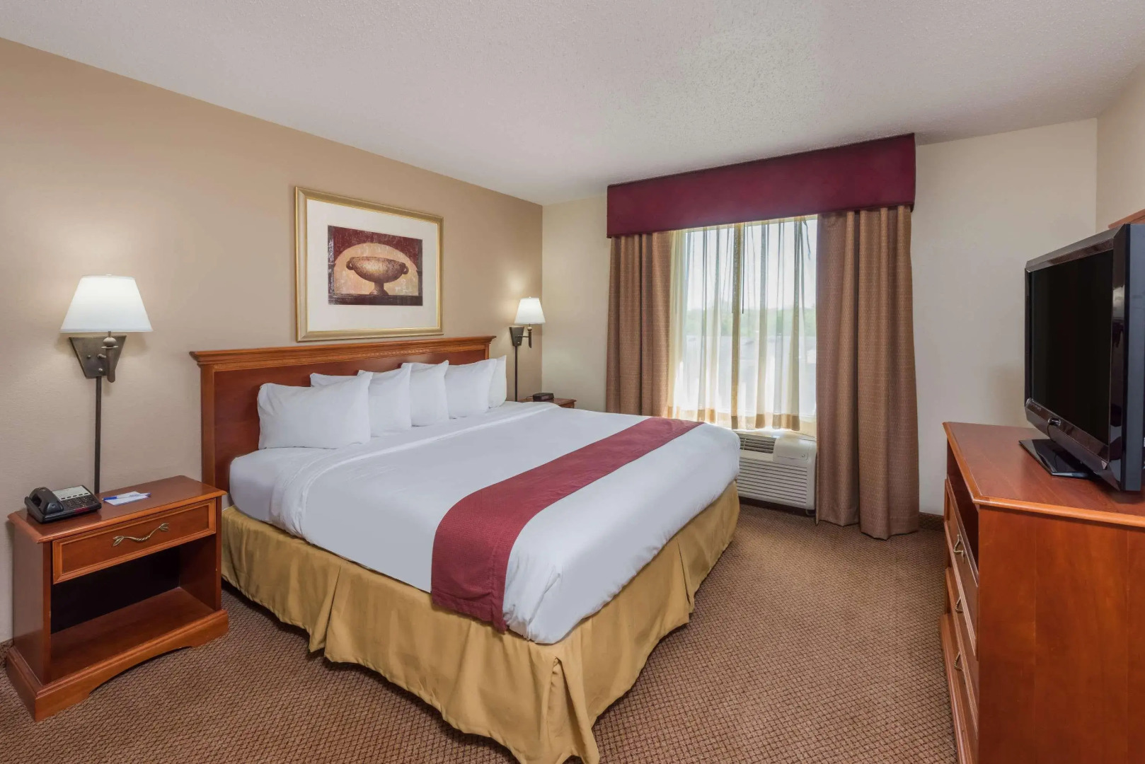 Seasons Inn & Suites Highland