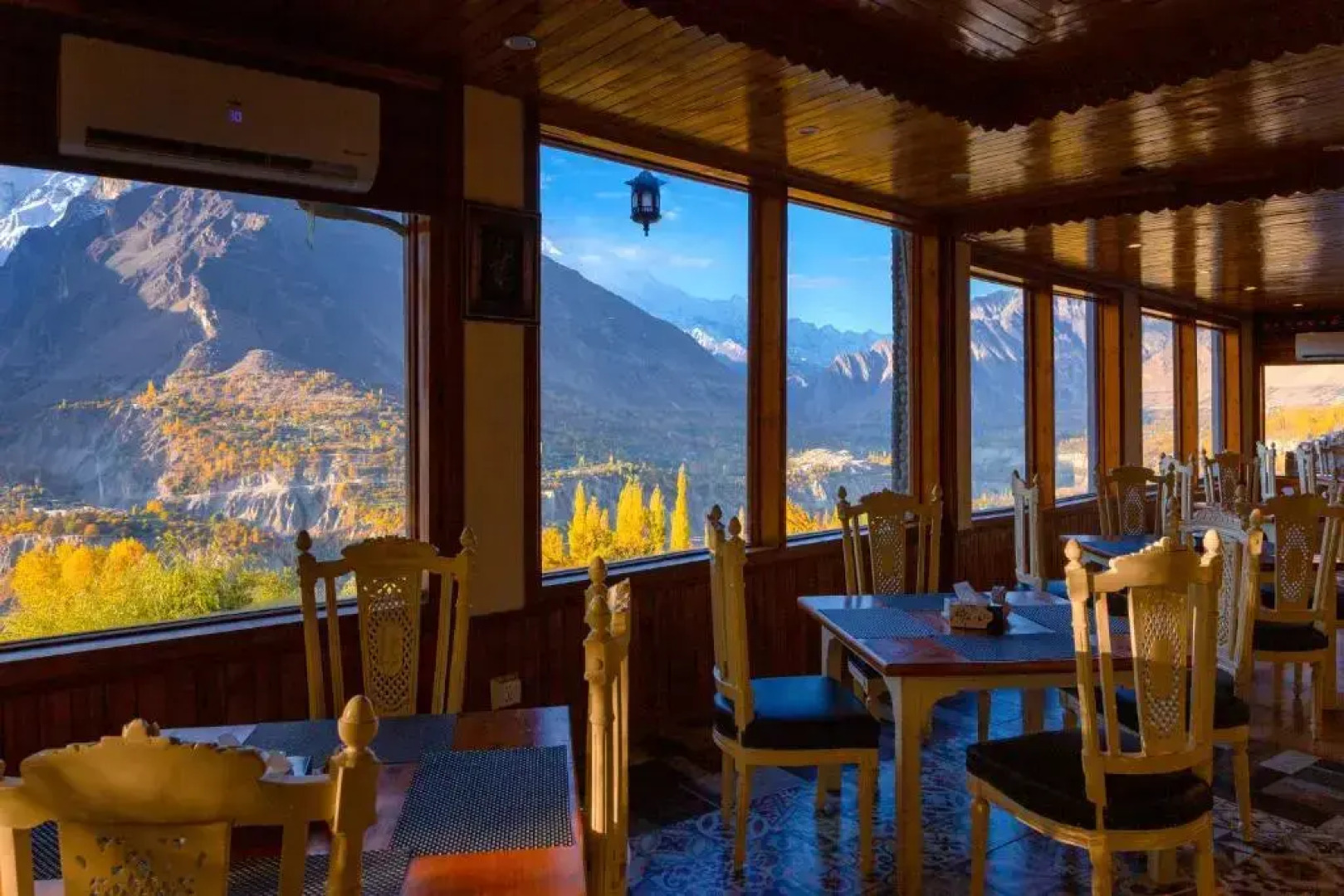 Roomy Daastaan Hotel, Karimabad Hunza