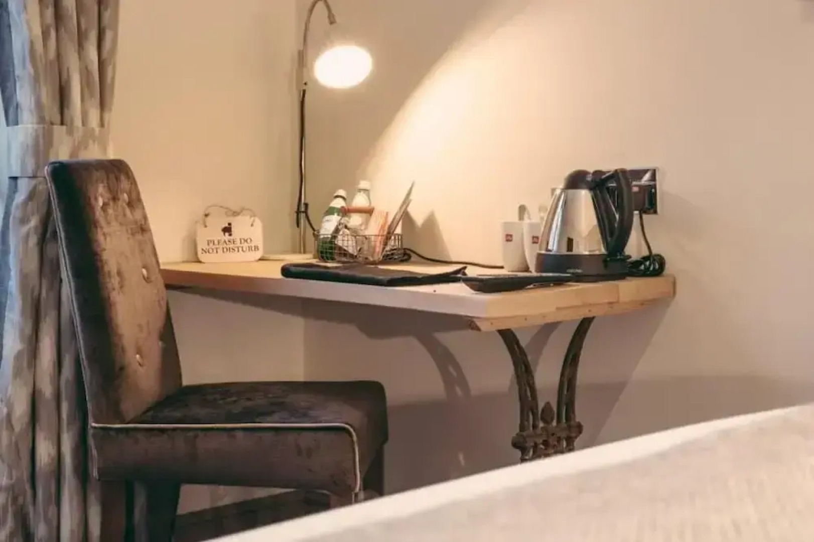 The Curious Pig in the Parlour