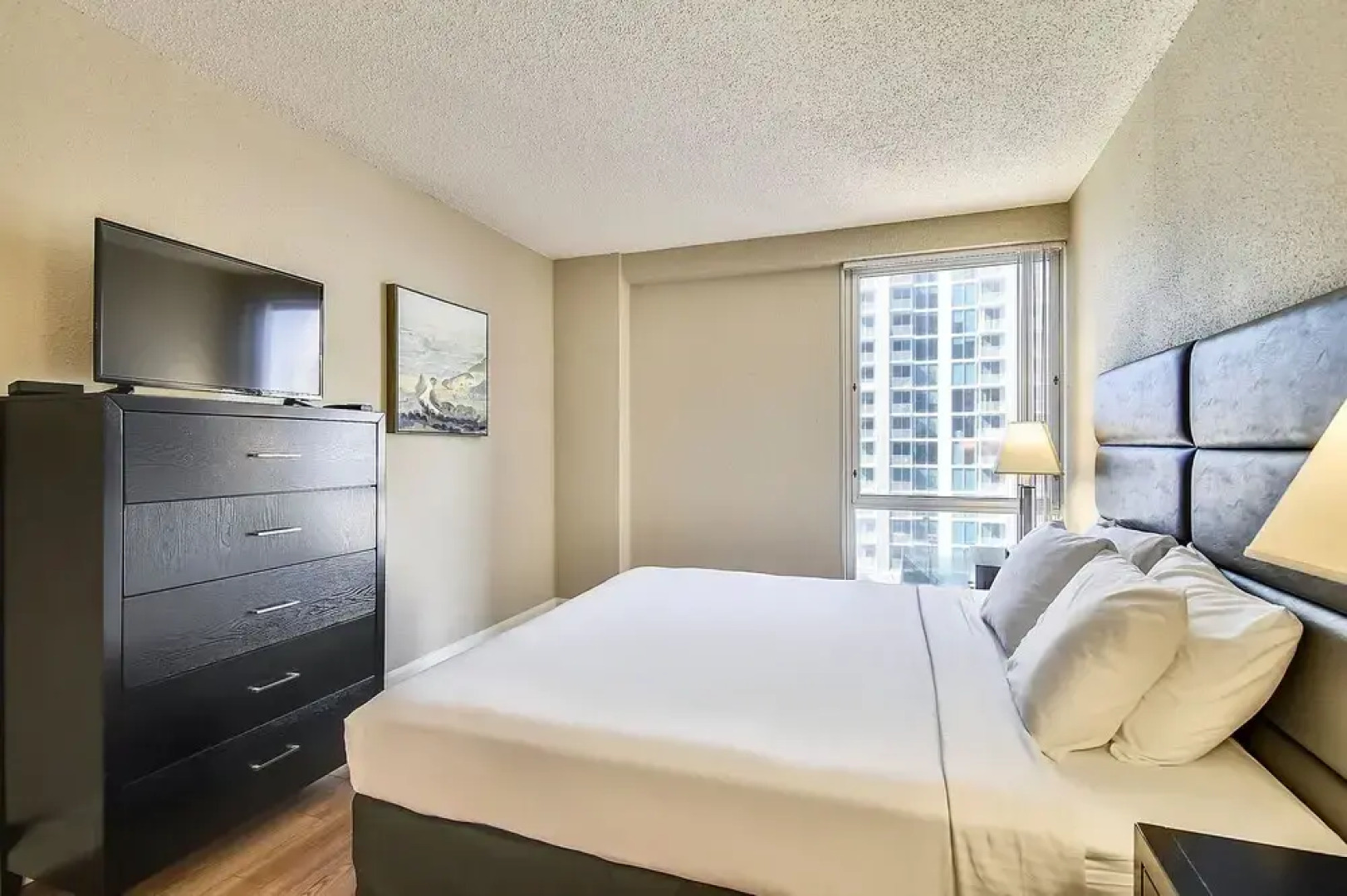 Stay Alfred on Fannin Street