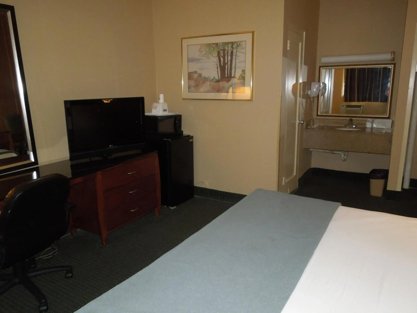 Travelodge by Wyndham Silver Spring