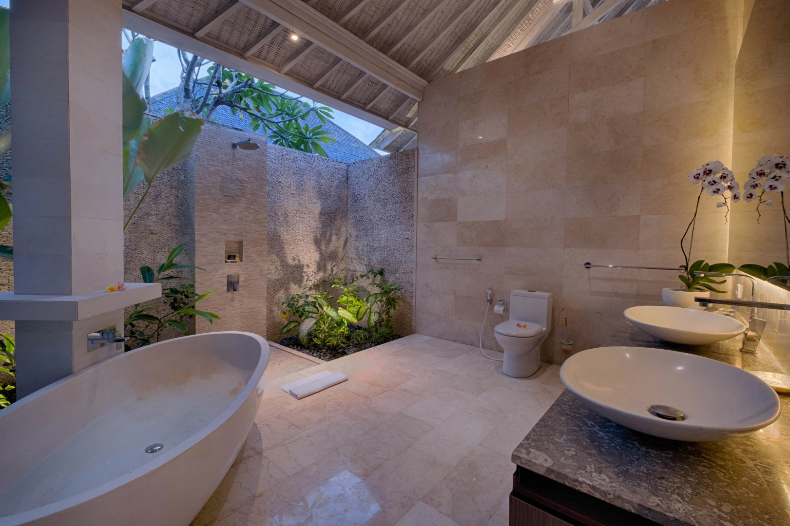 Kutus Kutus Saba Beach Villa