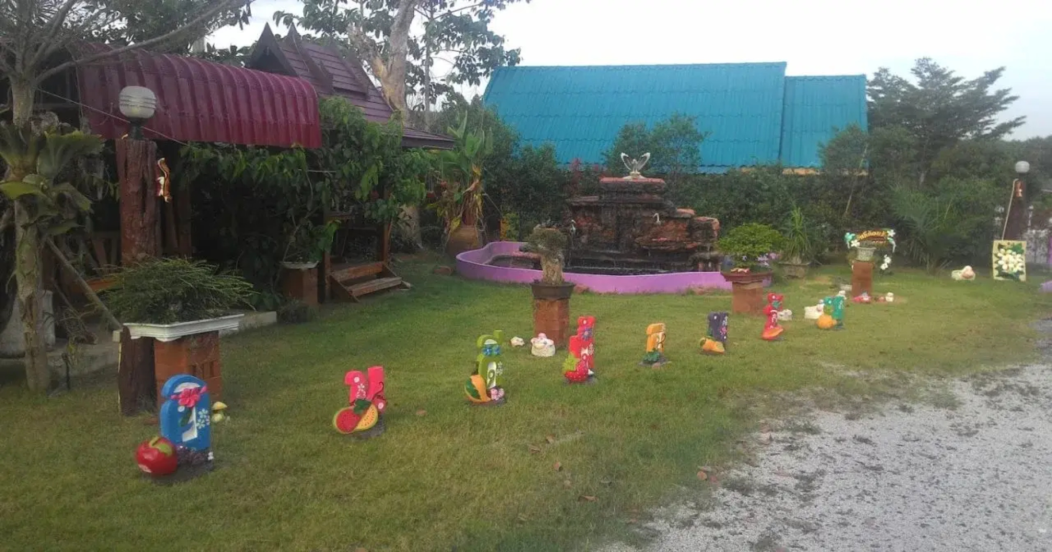 Ruenmanee Resort