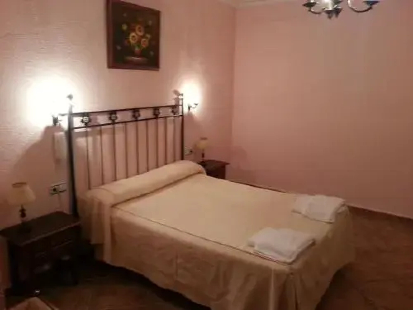 Hostal Restaurante El Cazador