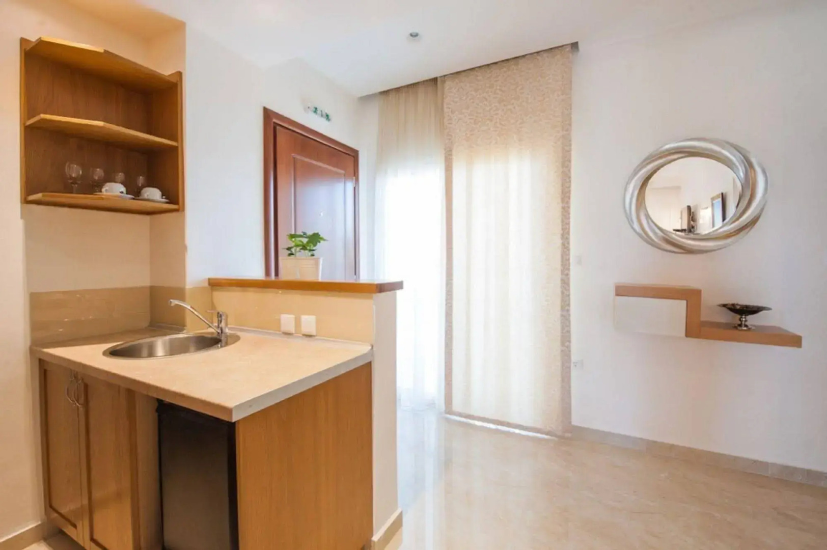 Antigoni Seaside Resort