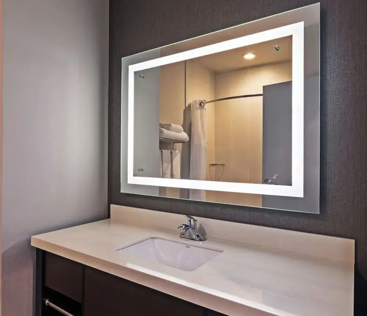 Holiday Inn Express and Suites Killeen-Fort Hood Area