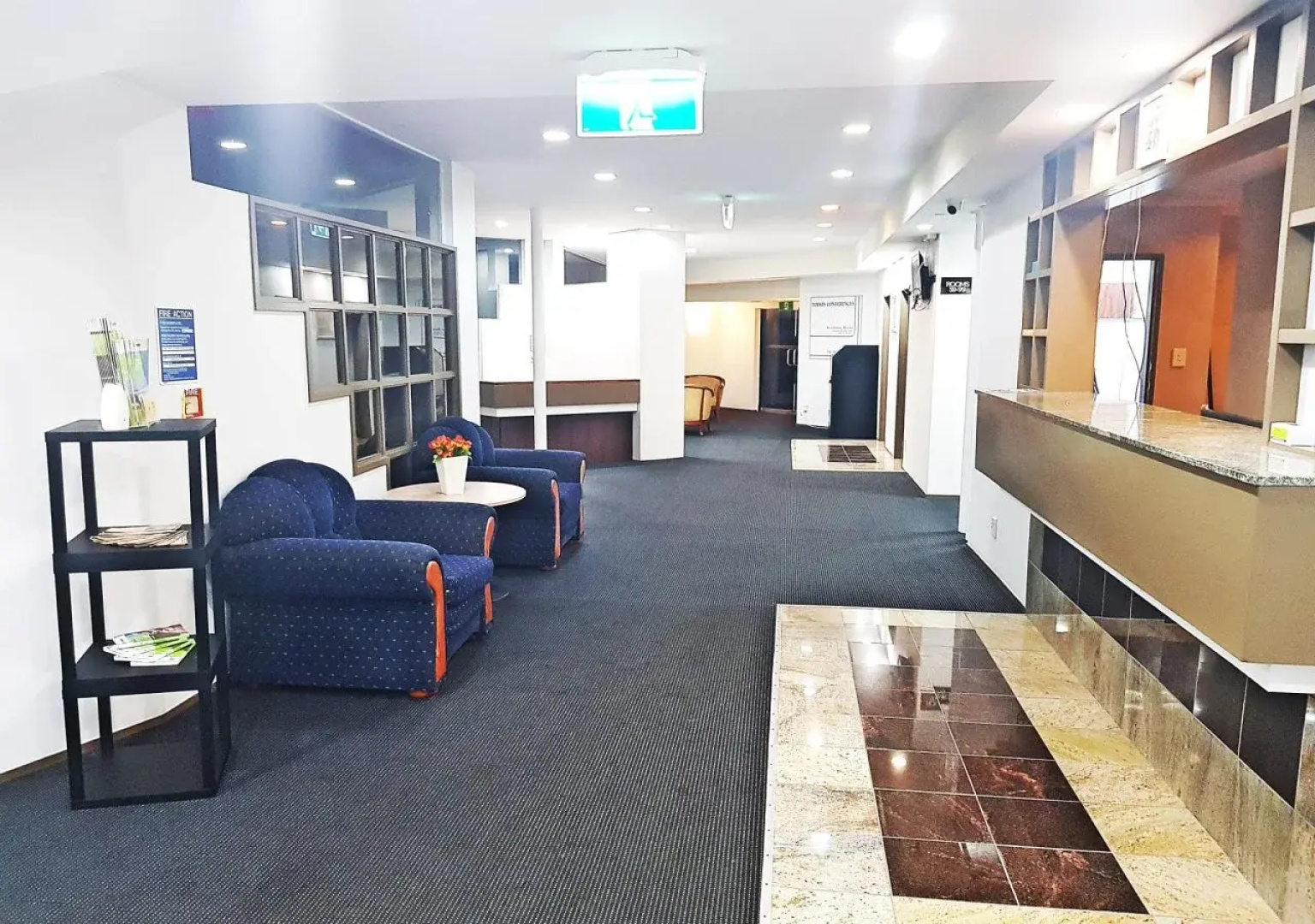 VR Auckland Airport