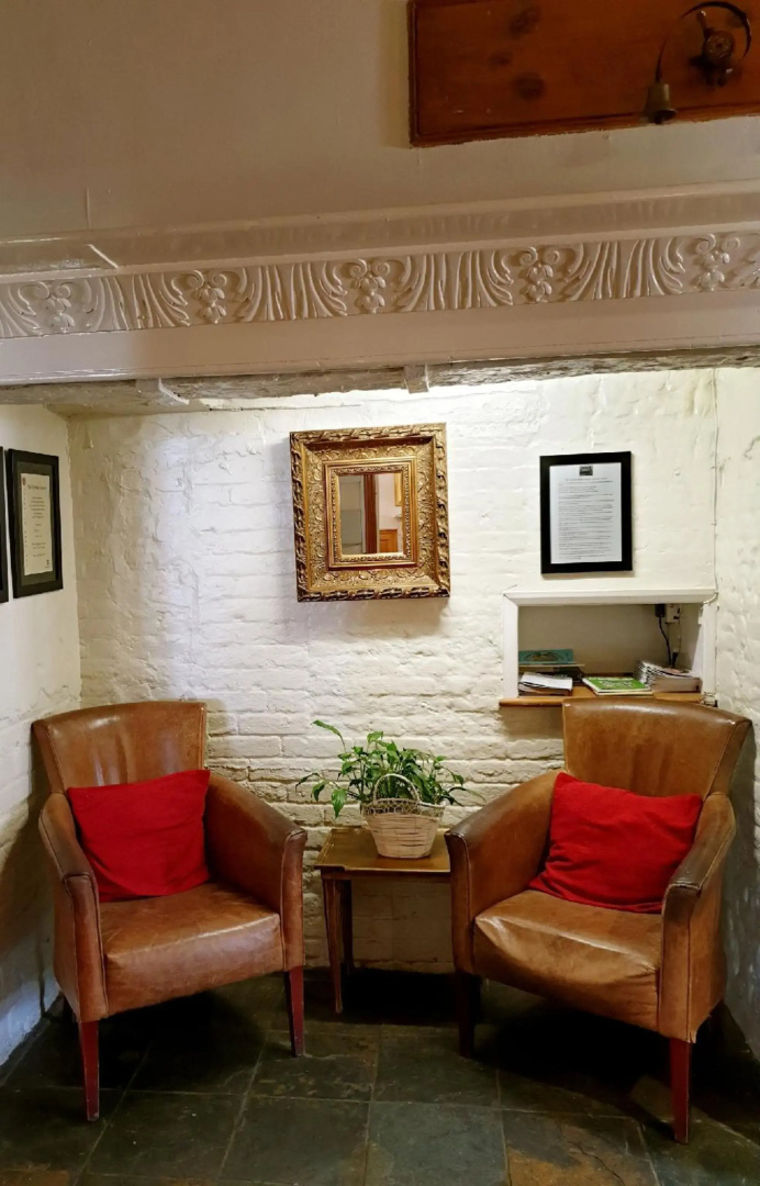 The Crown House Hotel