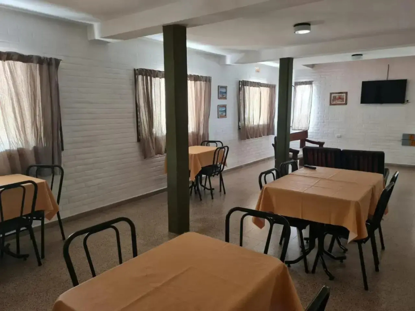 Hosterï¿½a Los Sauces