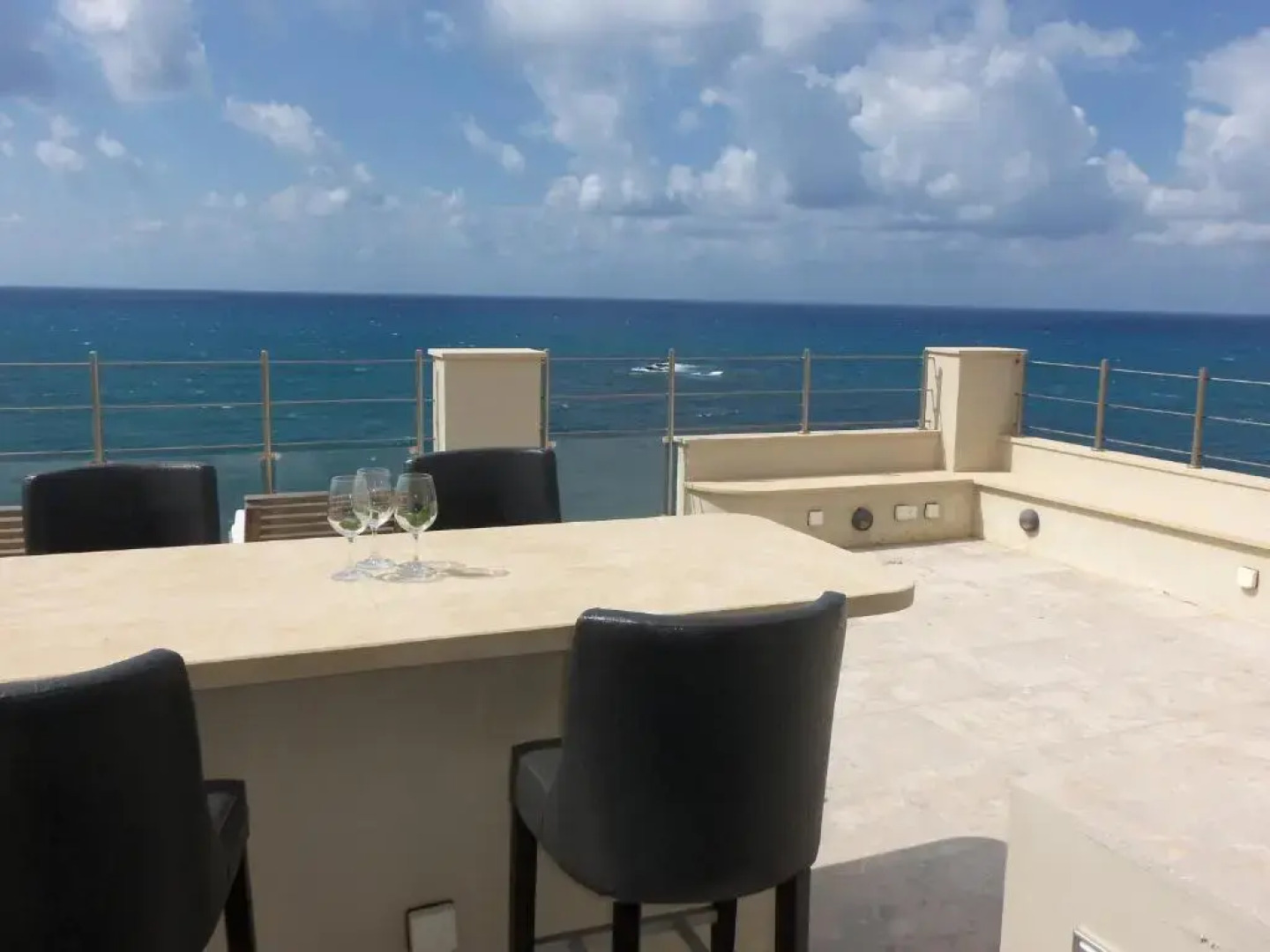 Beach Villa Pantheon