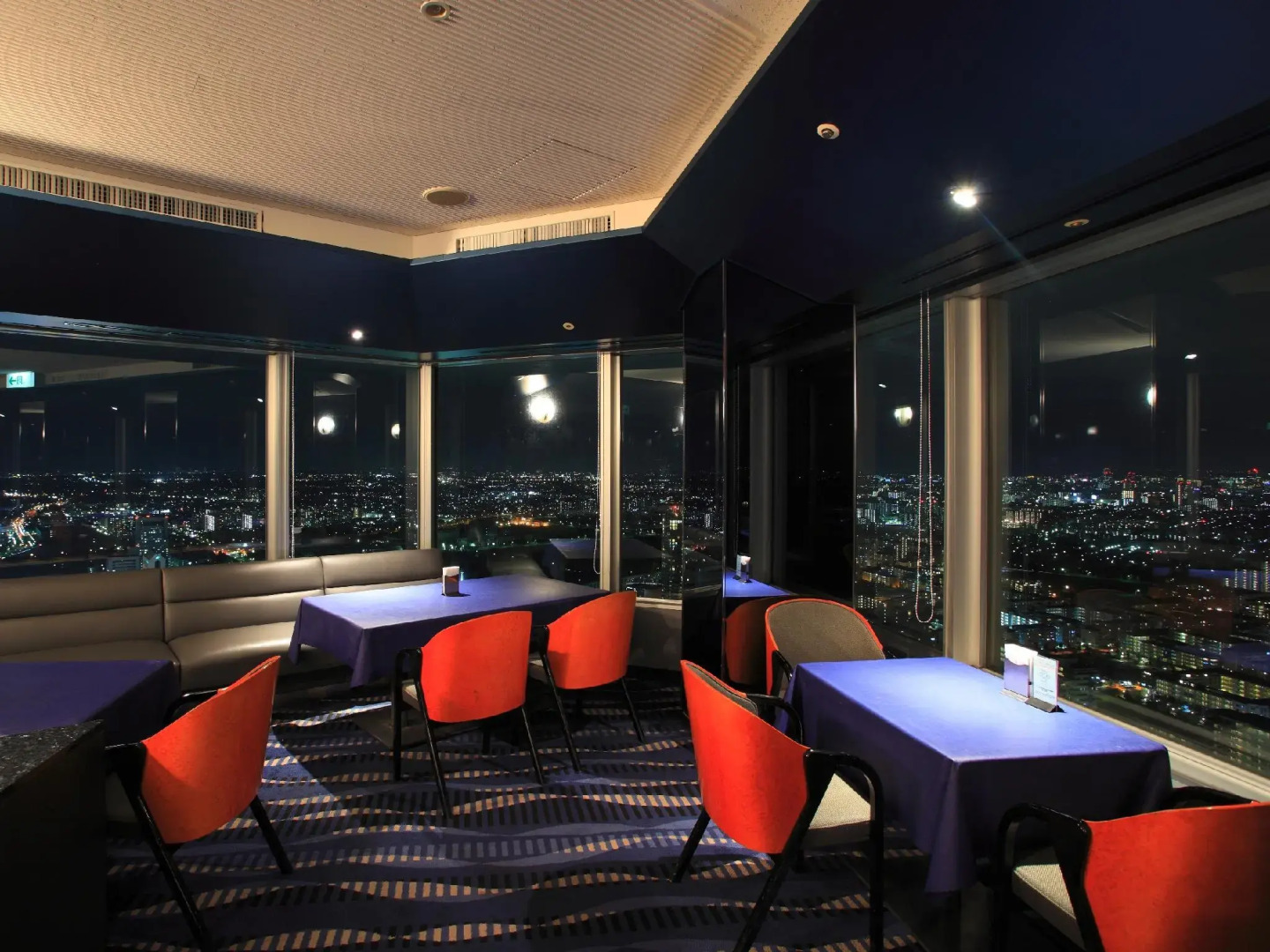Отель APA Hotel & Resort Tokyo Bay Makuhari