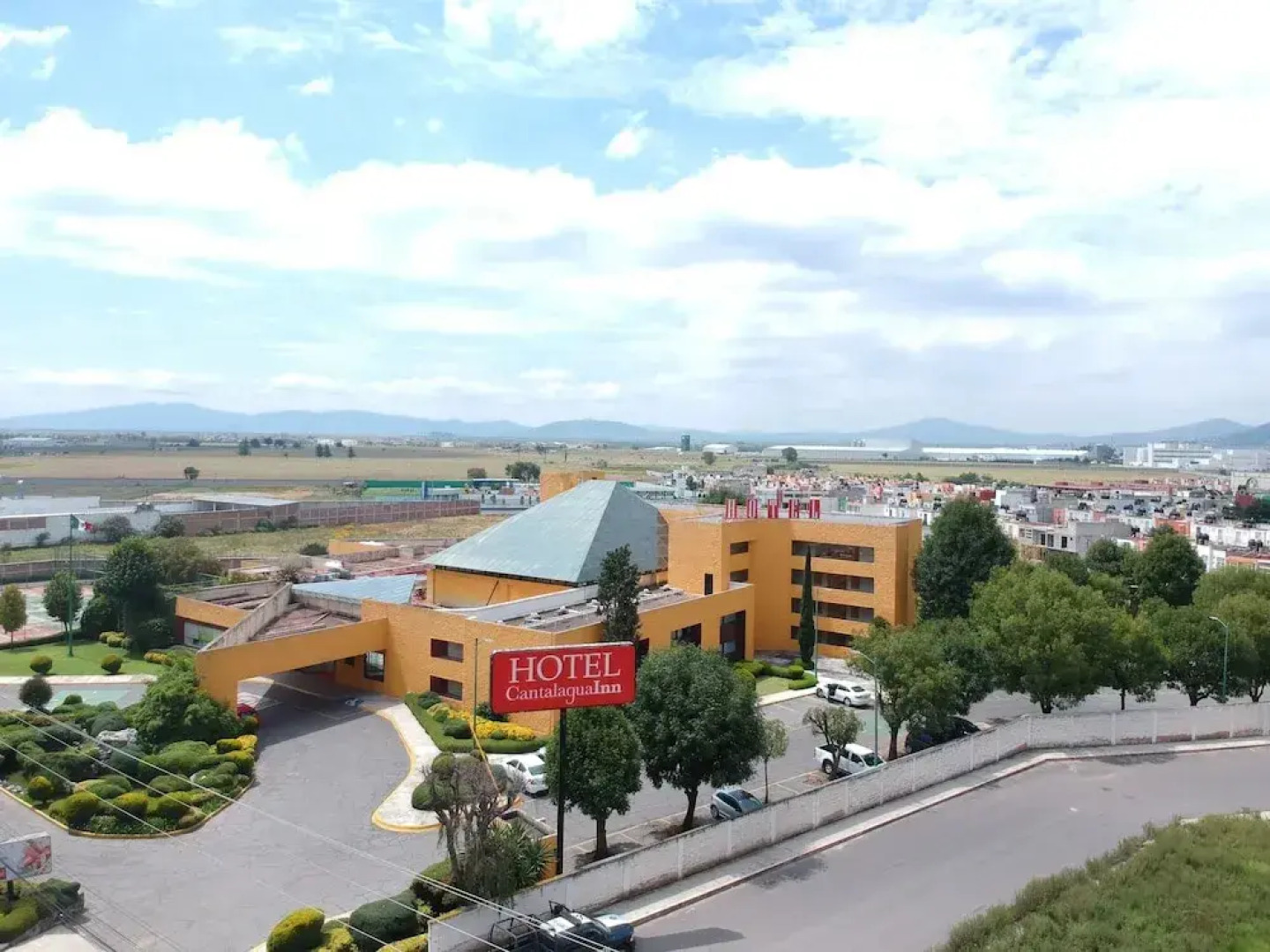 Hotel Cantalagua Inn