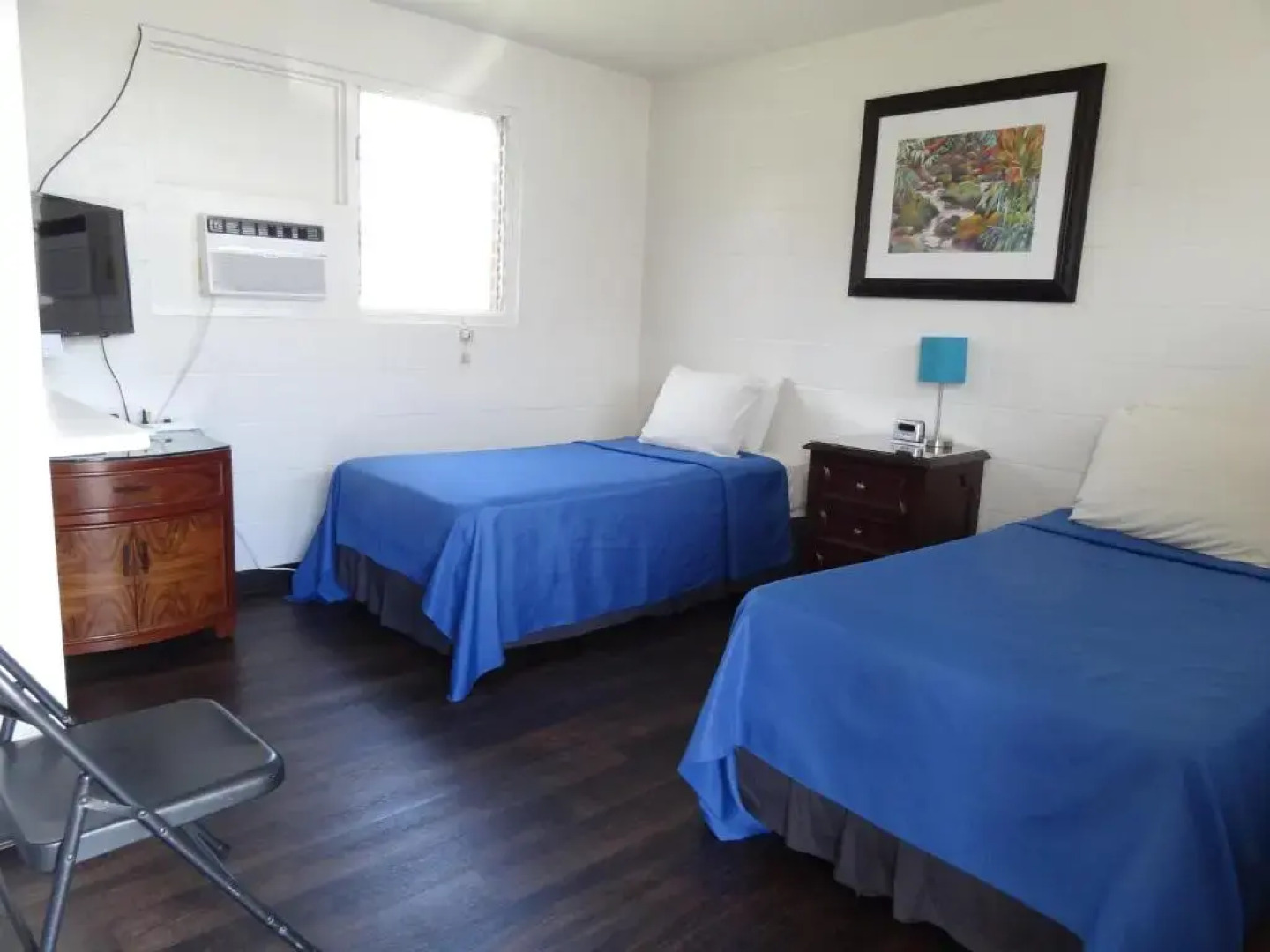 Tip Top Motel Cafe & Bakery