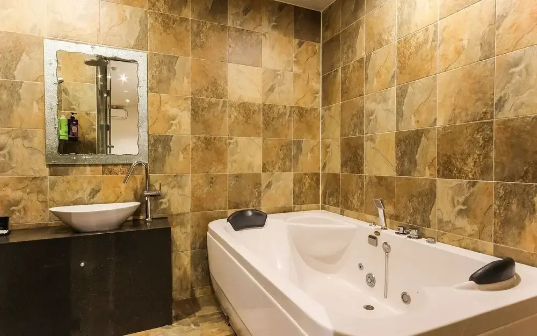 Wanju J Self Check-in Motel