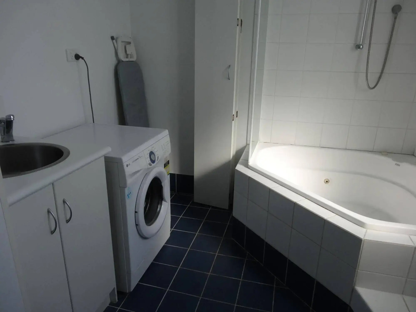 Archipelago Apartments