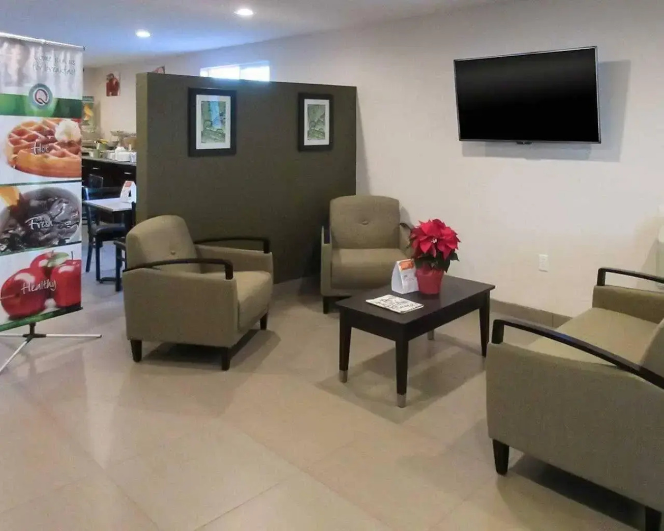 Quality Inn & Suites near Downtown Bakersfield