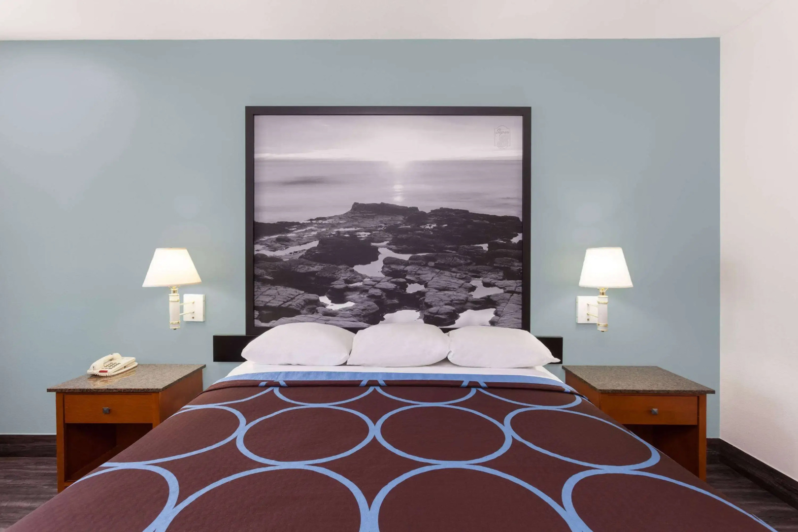 Super 8 by Wyndham El Cajon/San Diego