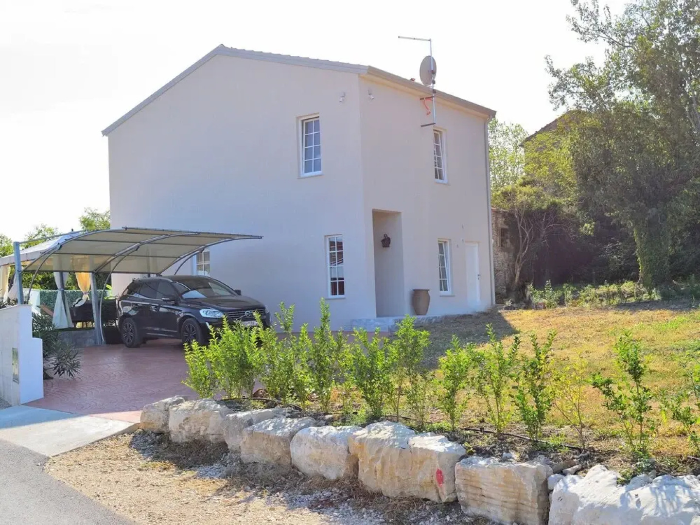 Sunlit Villa in Buje With Swimming Pool