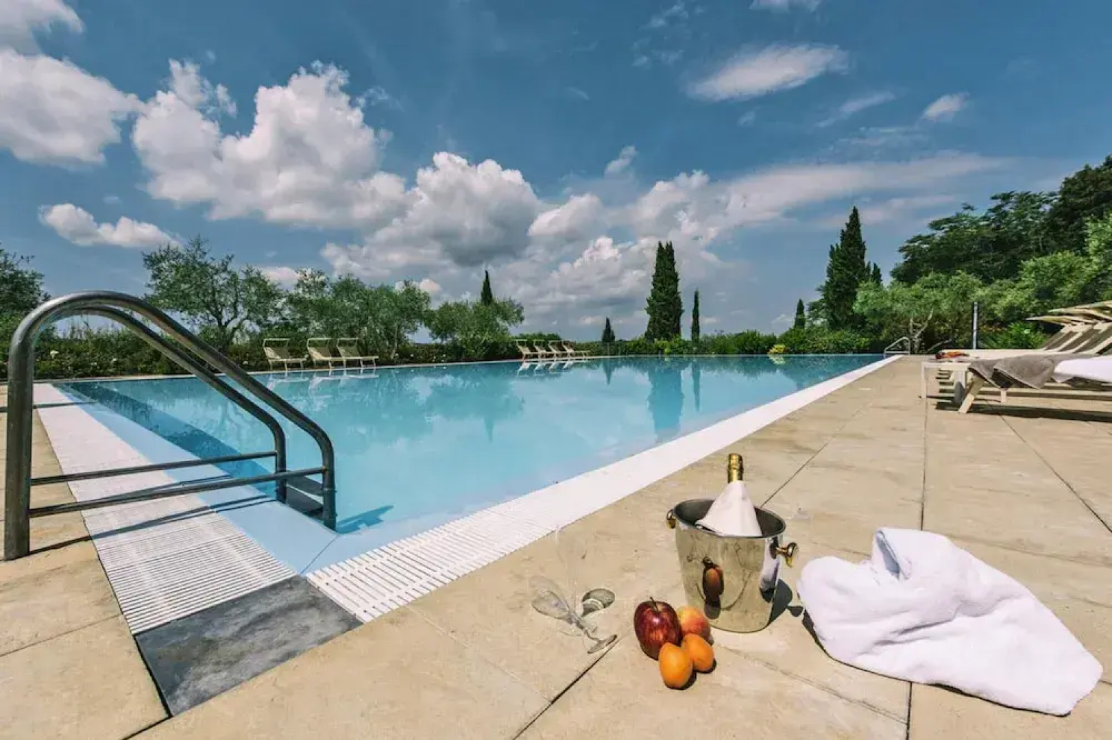 Country House in Tuscany With Pool and Tennis