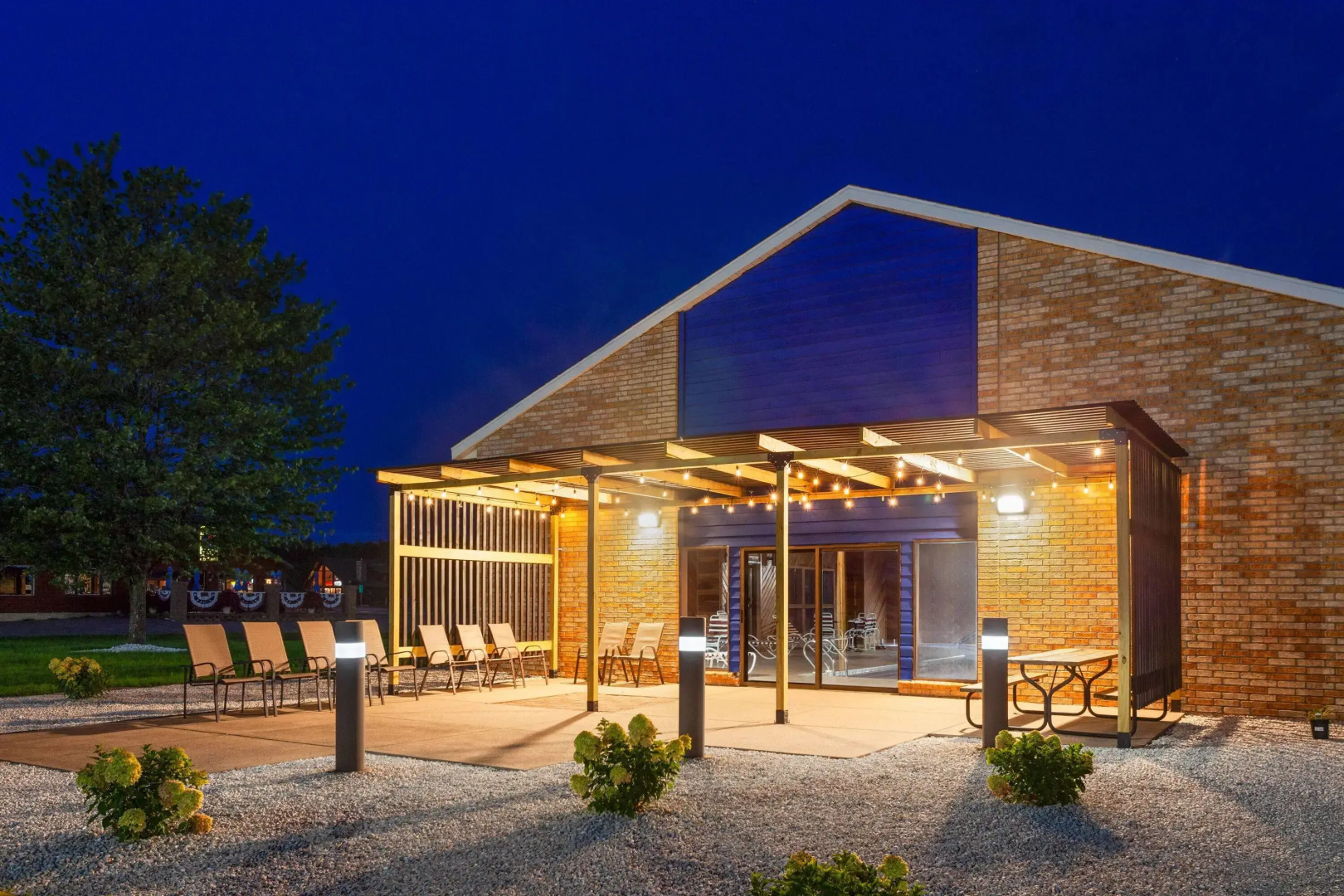 Days Inn by Wyndham Eagle River