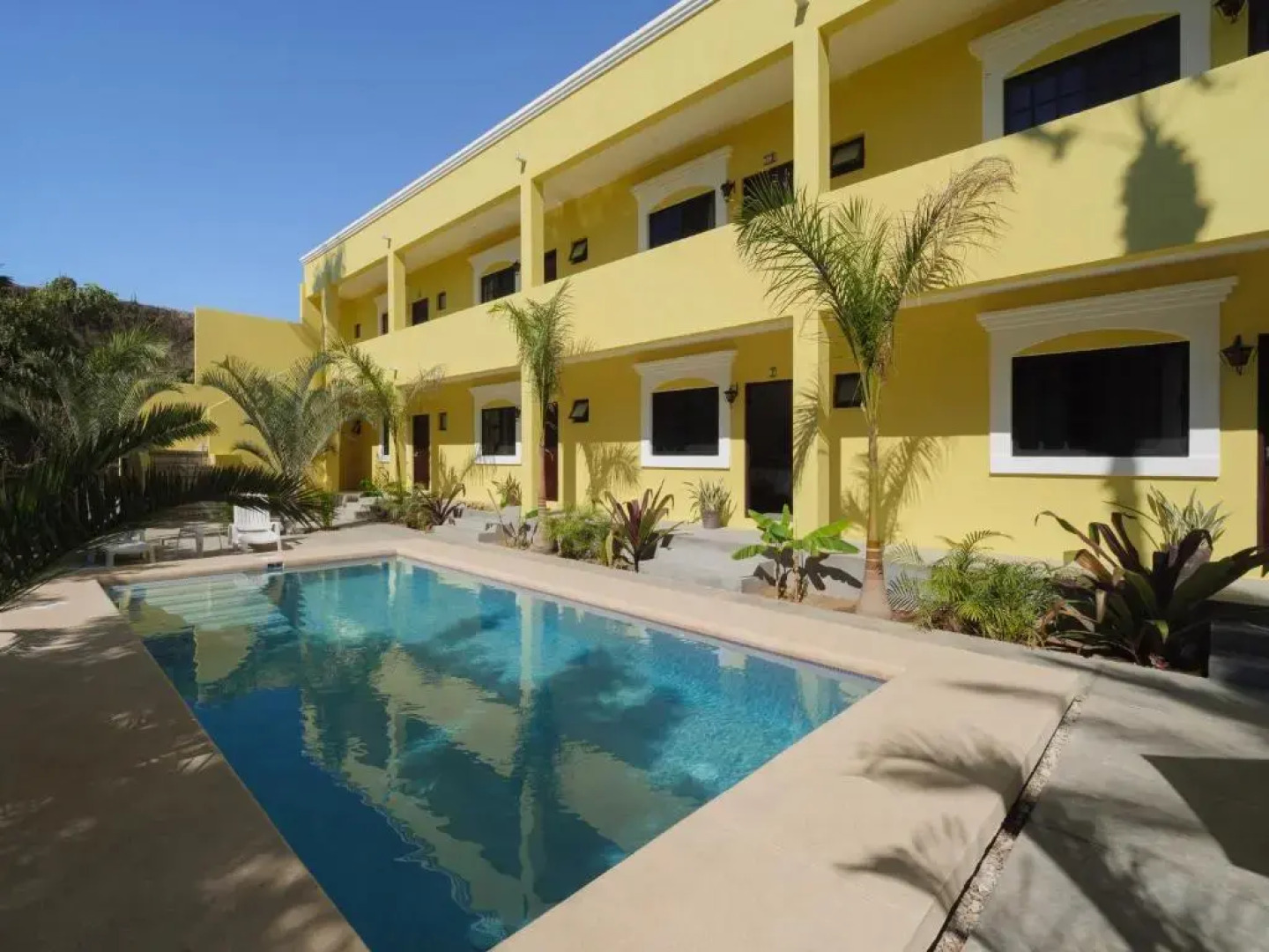 Gallo Azul, Downtown Loft Style Apartment