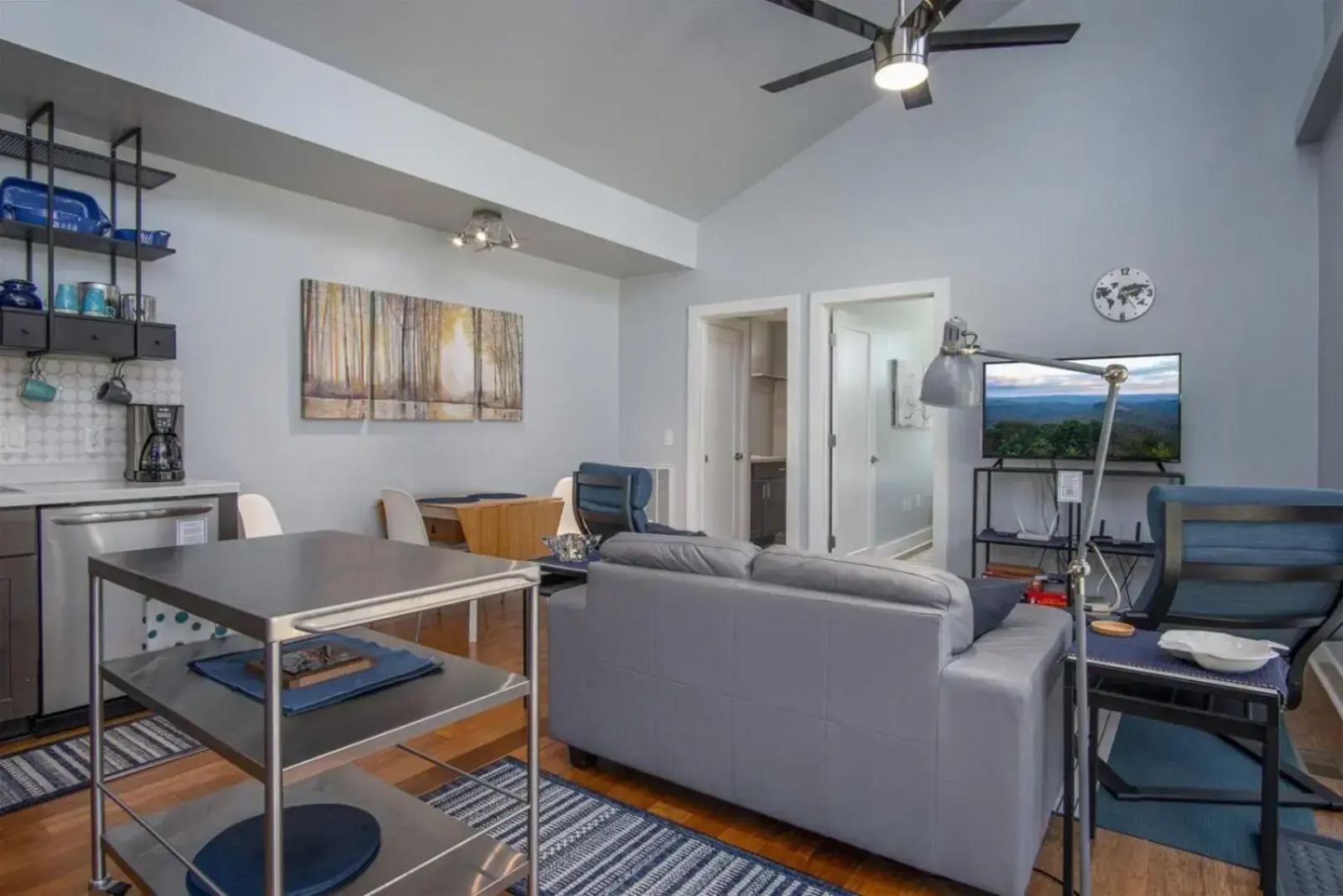 Guesthouse on Main in Brevard