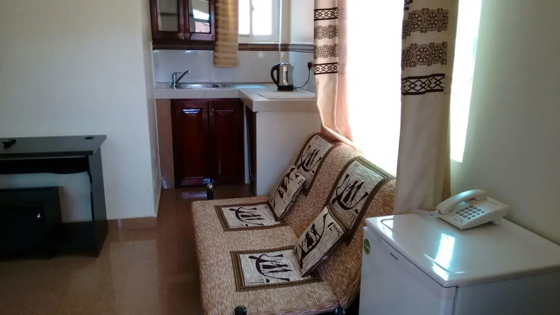 United Motel Entebbe